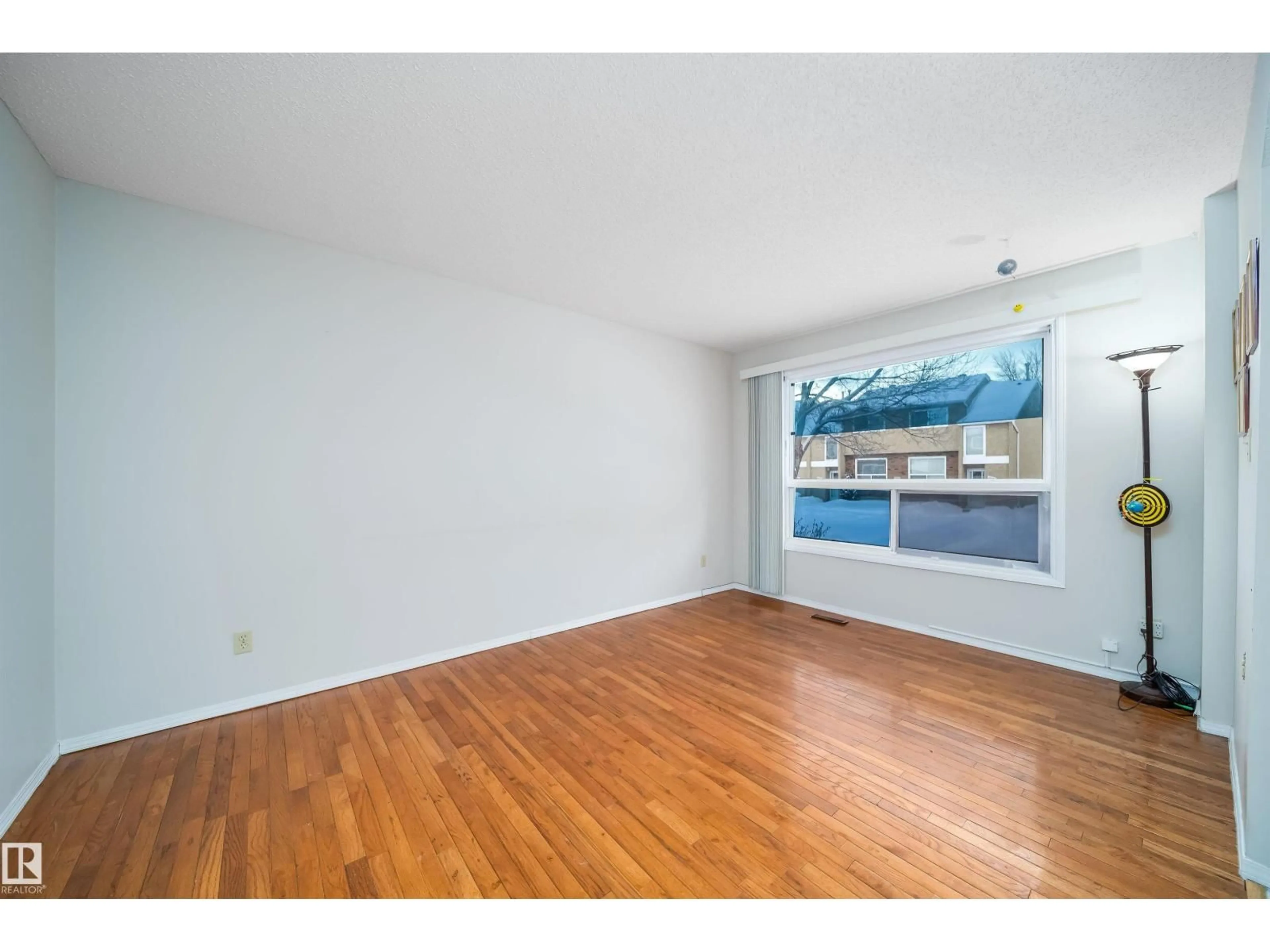 A pic of a room for 18246 91 AV, Edmonton Alberta T5T1T6