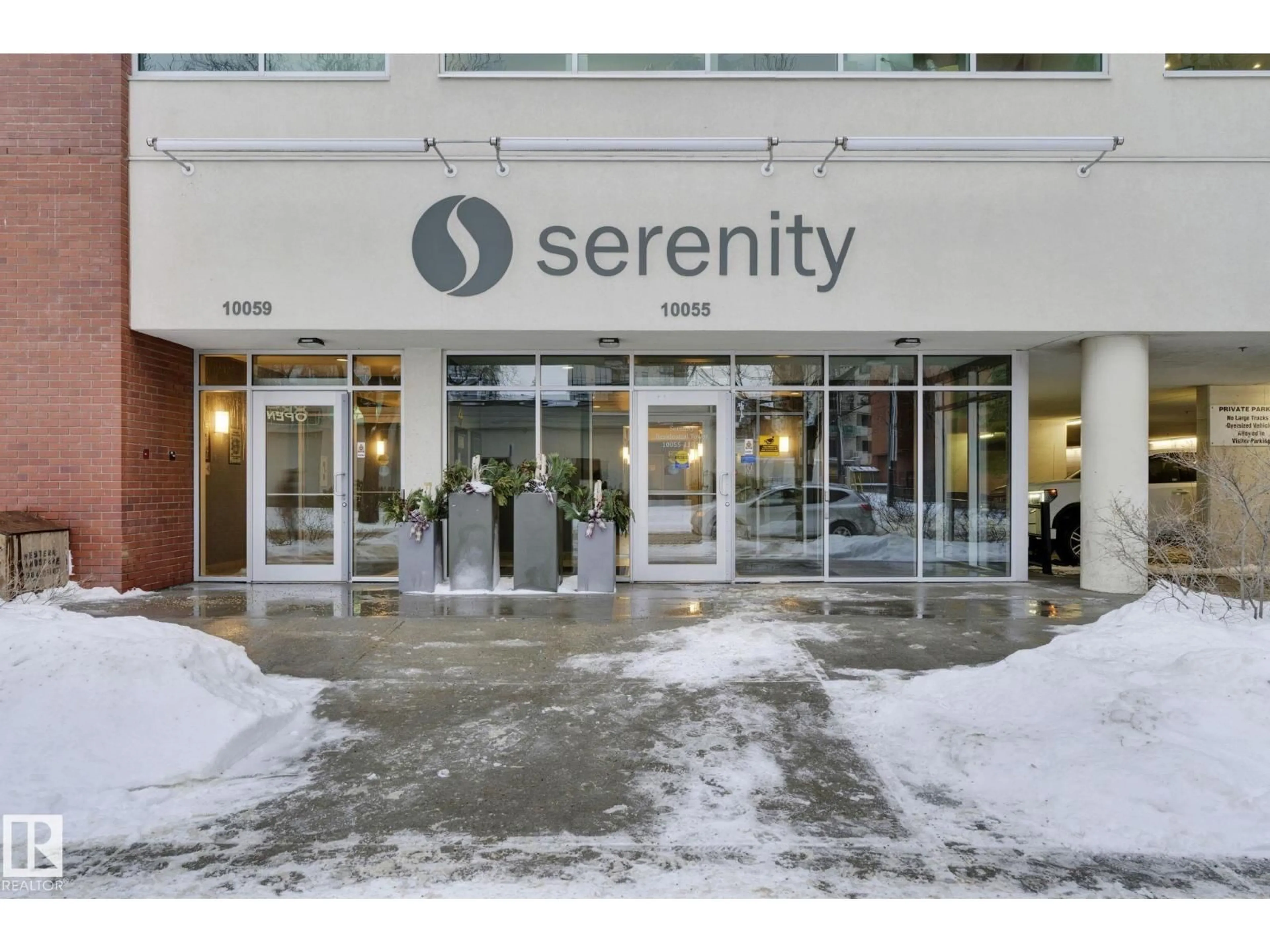 Unknown for 901 - 10055 118 ST, Edmonton Alberta T5K0C1