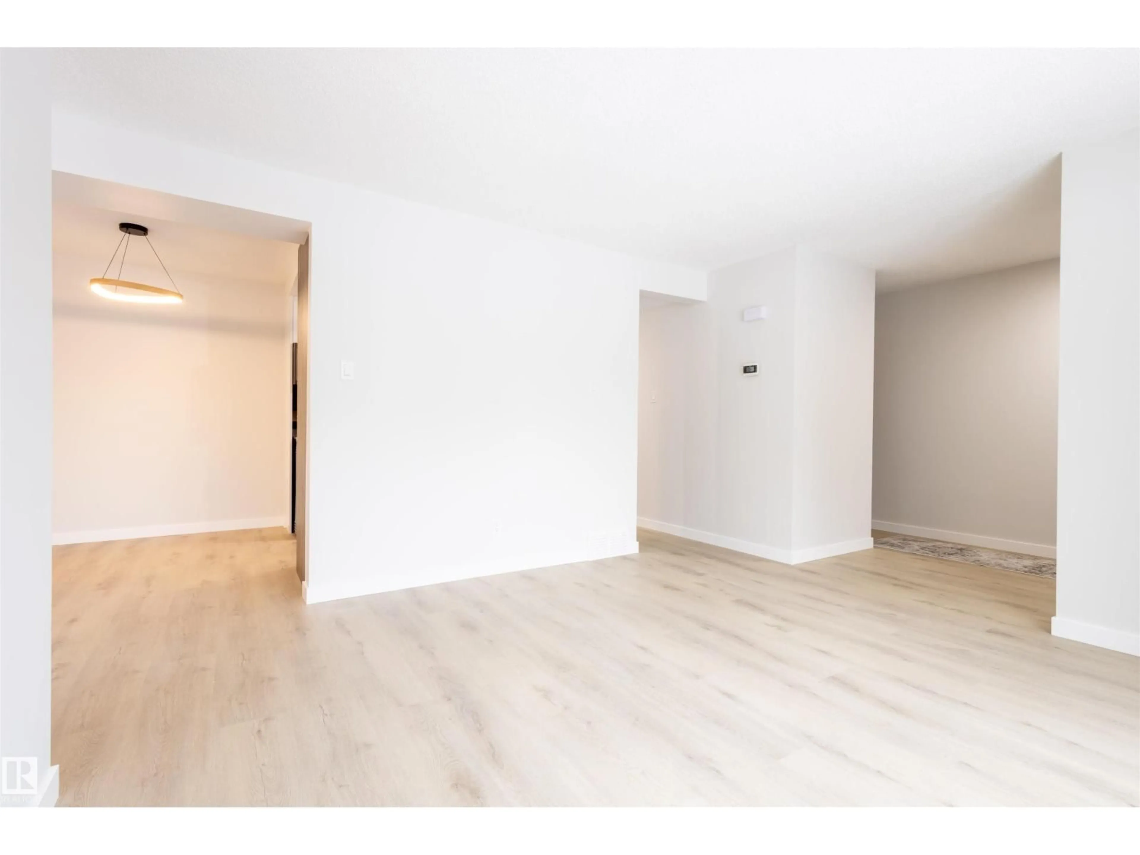 A pic of a room for 30 AMBERLY CO, Edmonton Alberta T5A2H9