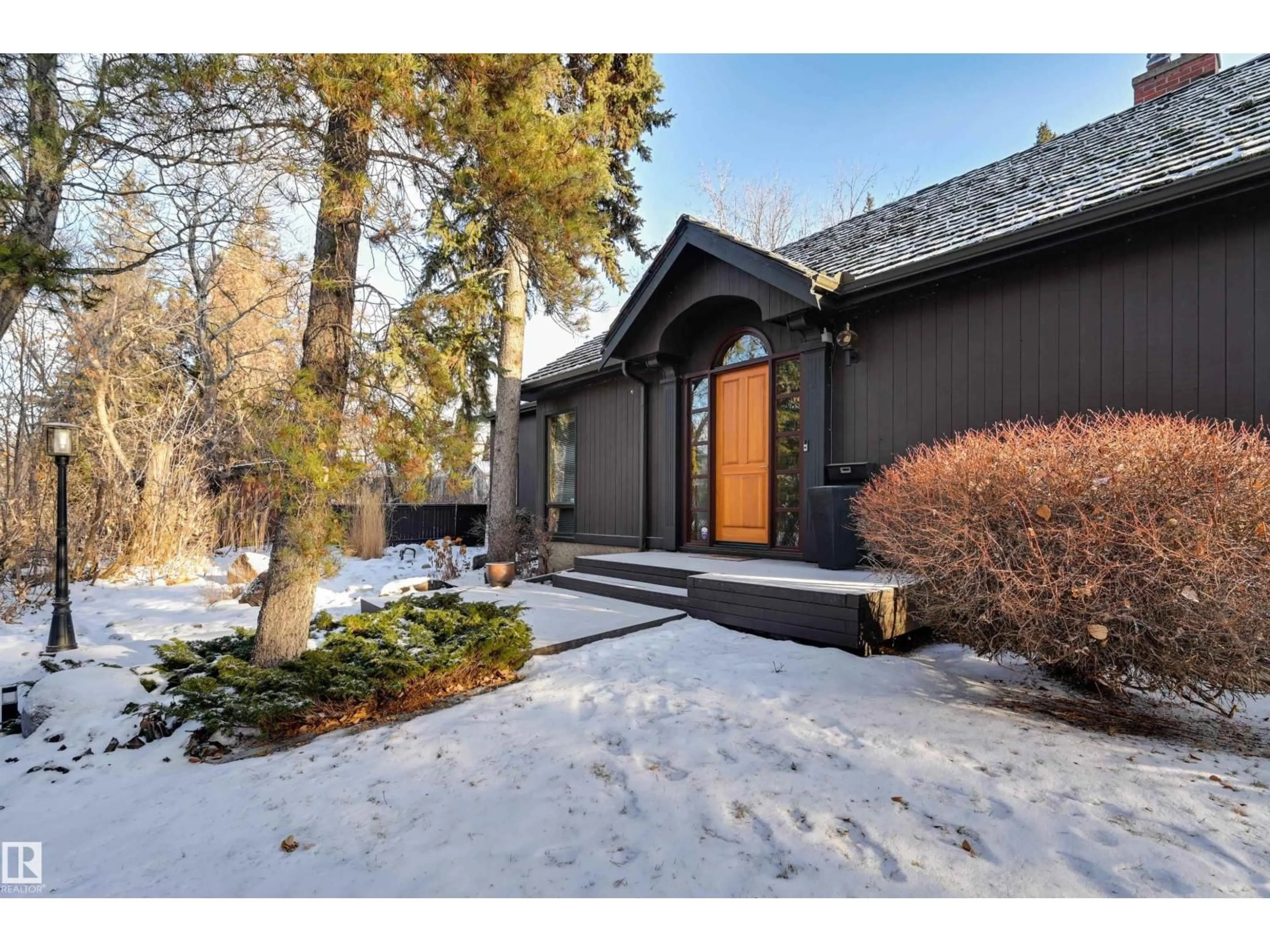 Unknown for 14232 RAVINE DR, Edmonton Alberta T5N3M2