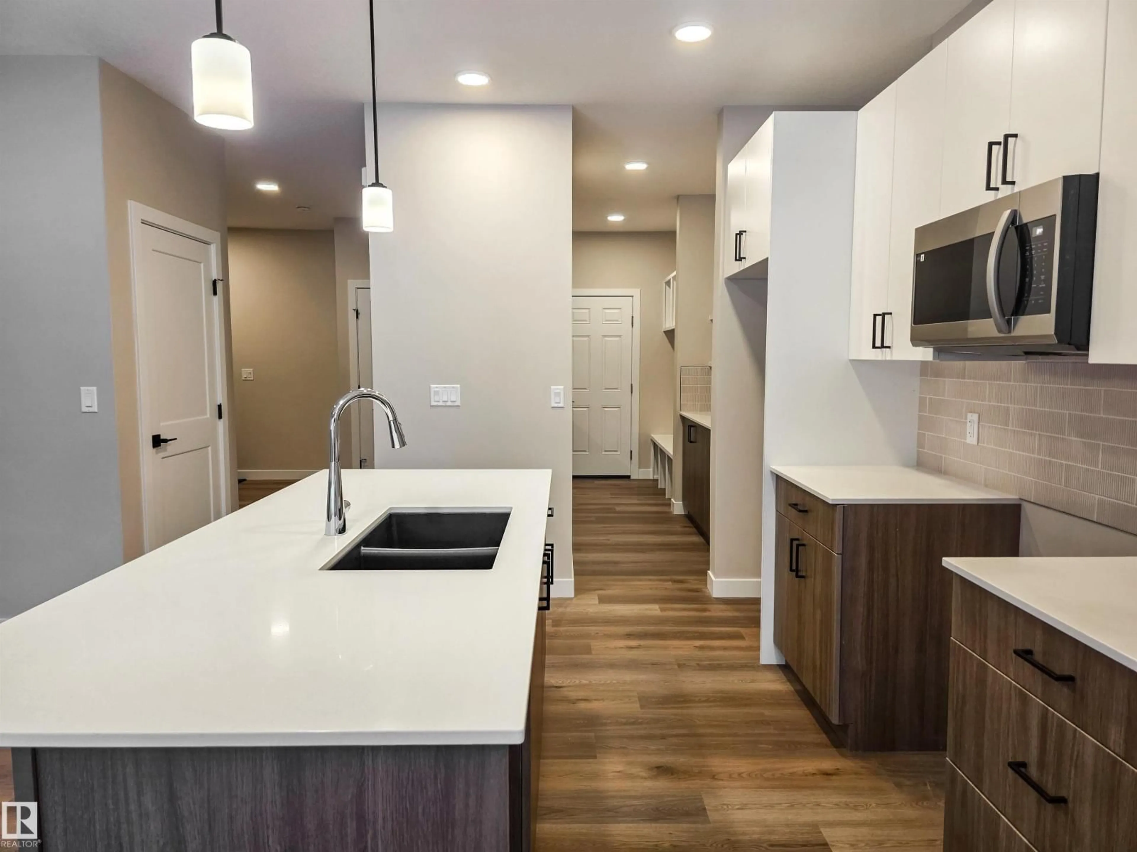 Open concept kitchen, unknown for 137 HILTON CV, Spruce Grove Alberta T7X1Y4