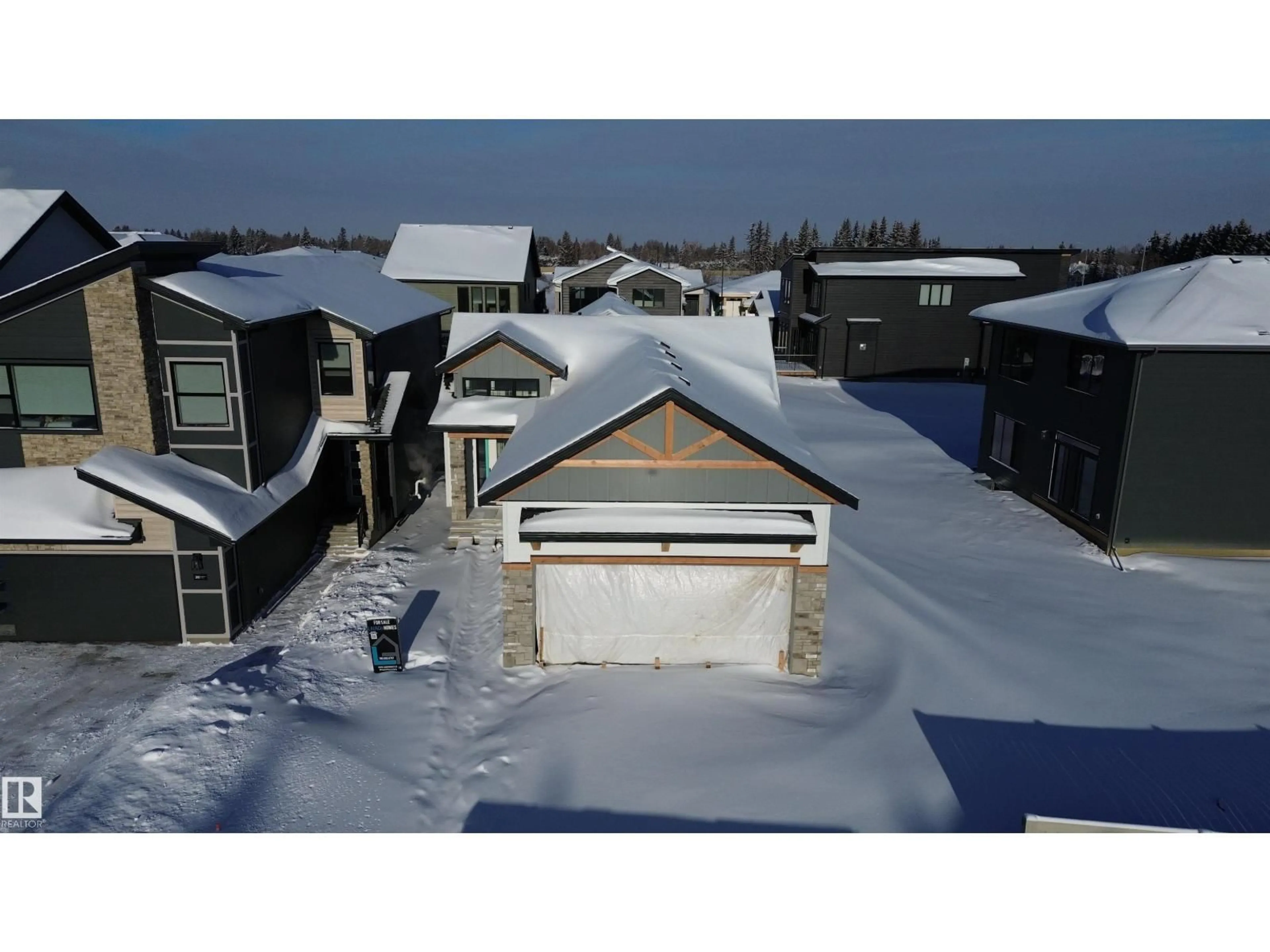 A pic from outside/outdoor area/front of a property/back of a property/a pic from drone, unknown for 36 NEWBURY CI, Sherwood Park Alberta T8B0E8