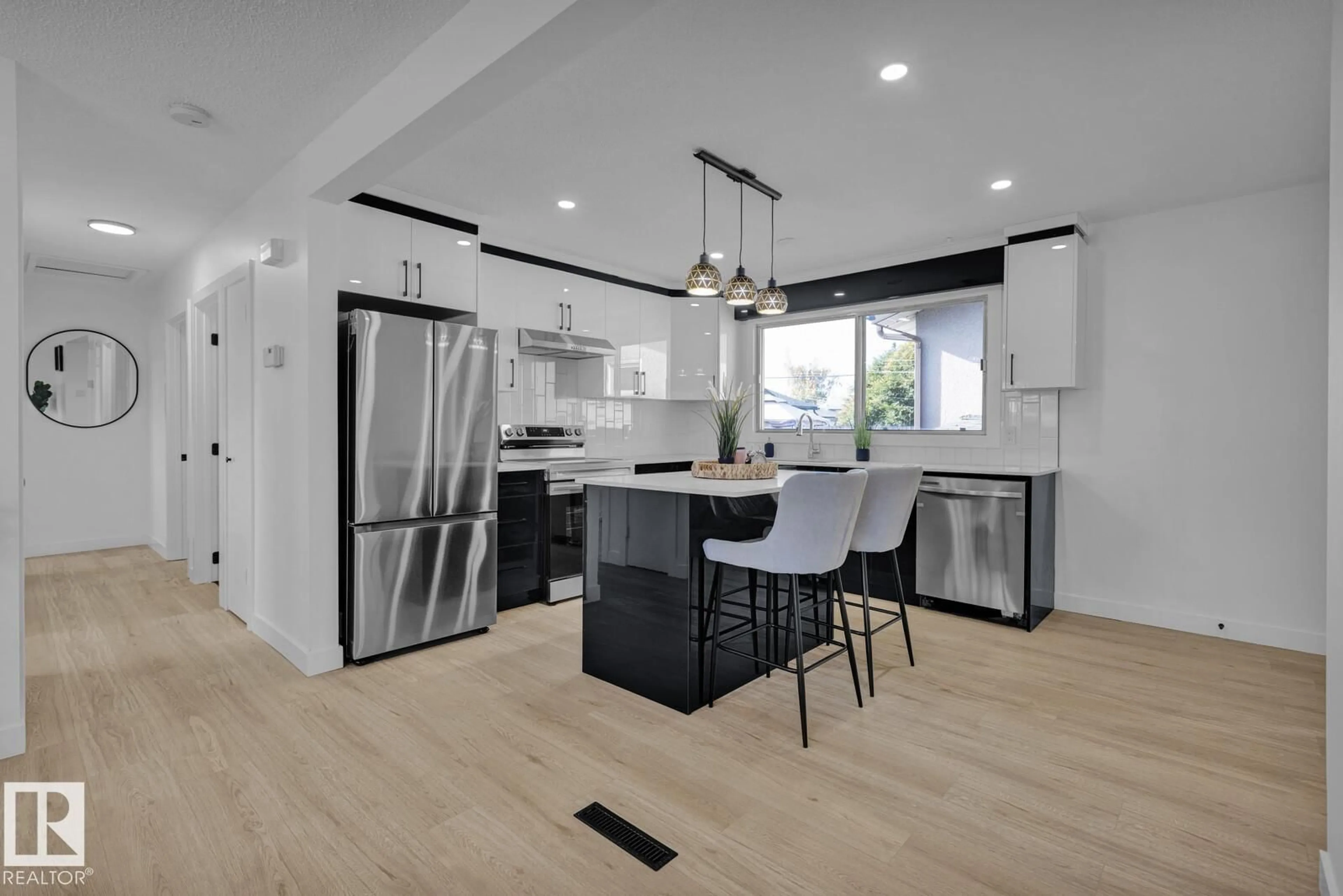 Open concept kitchen, unknown for 5803 136 AV, Edmonton Alberta T5A0N4