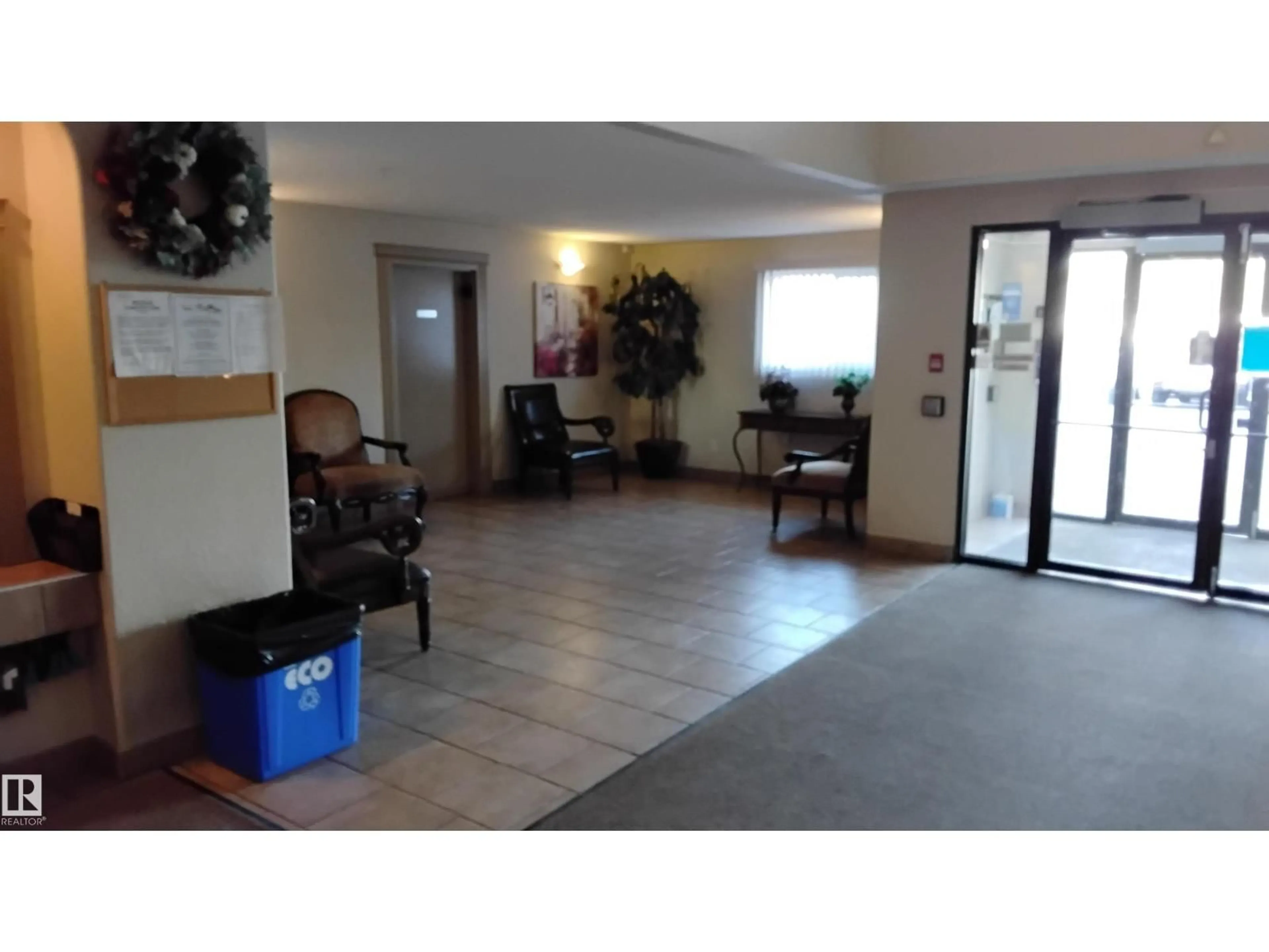 Lobby for NW - 7511 171 ST, Edmonton Alberta T5S1E7