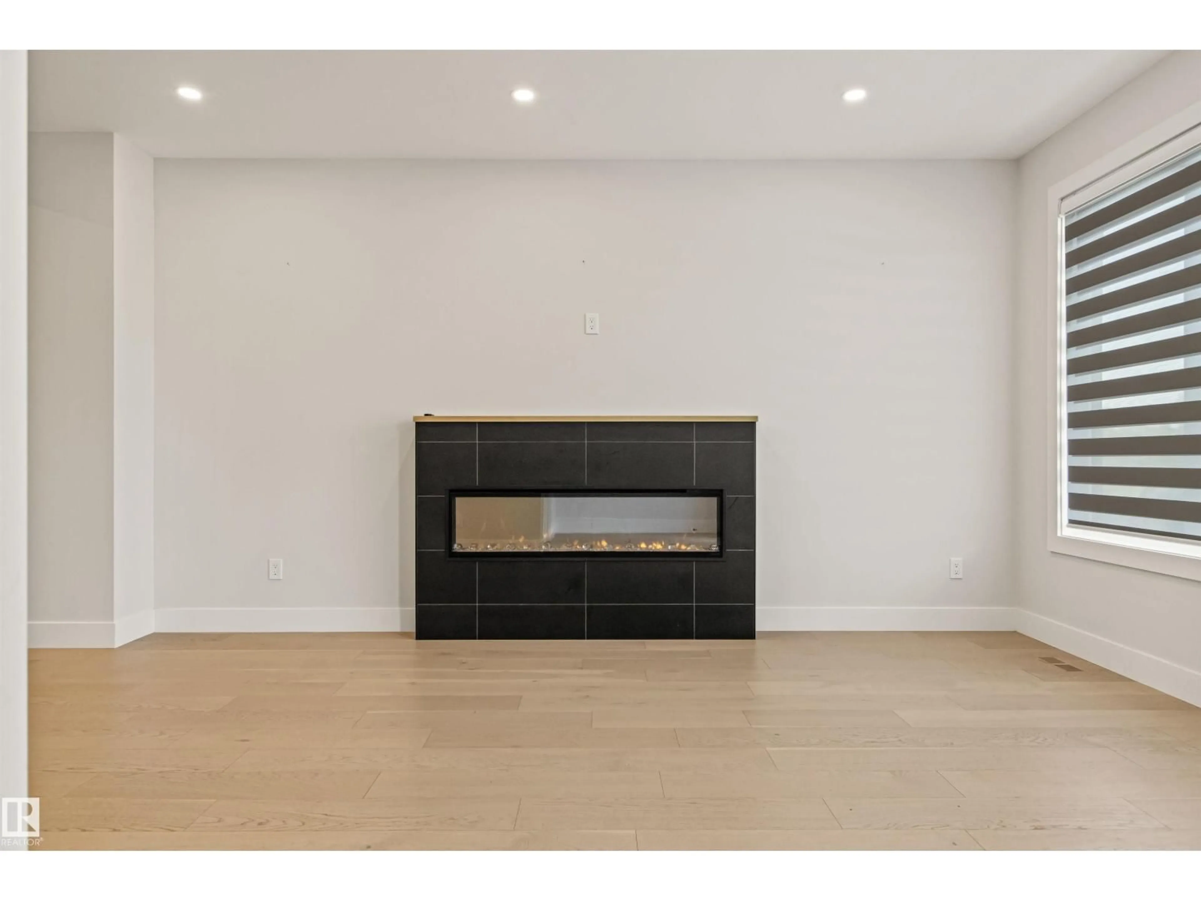 Unknown for 8343 SASKATCHEWAN DR, Edmonton Alberta T6G2A7