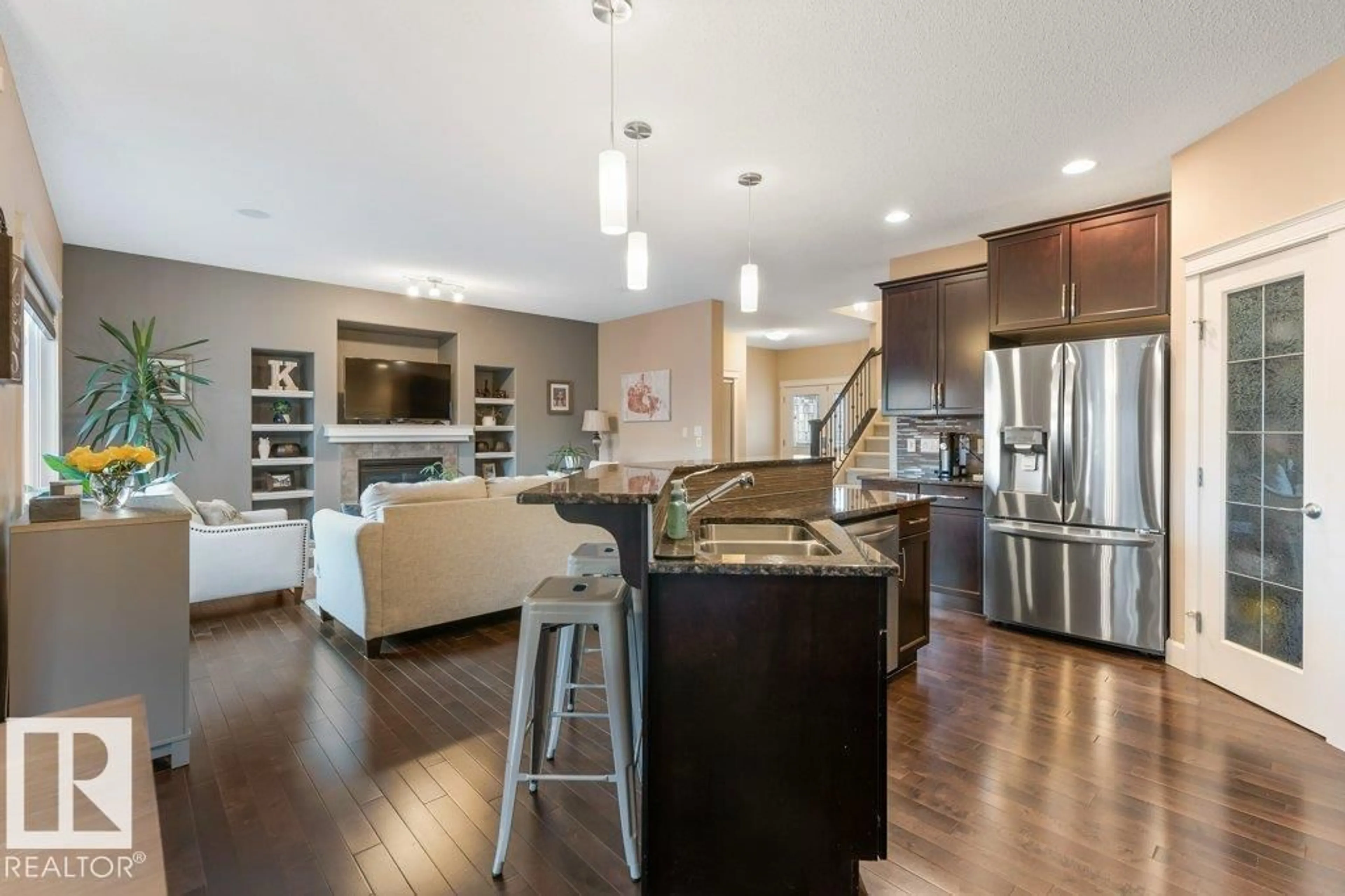 Open concept kitchen, unknown for 1182 HAYS DR, Edmonton Alberta T6M0M3