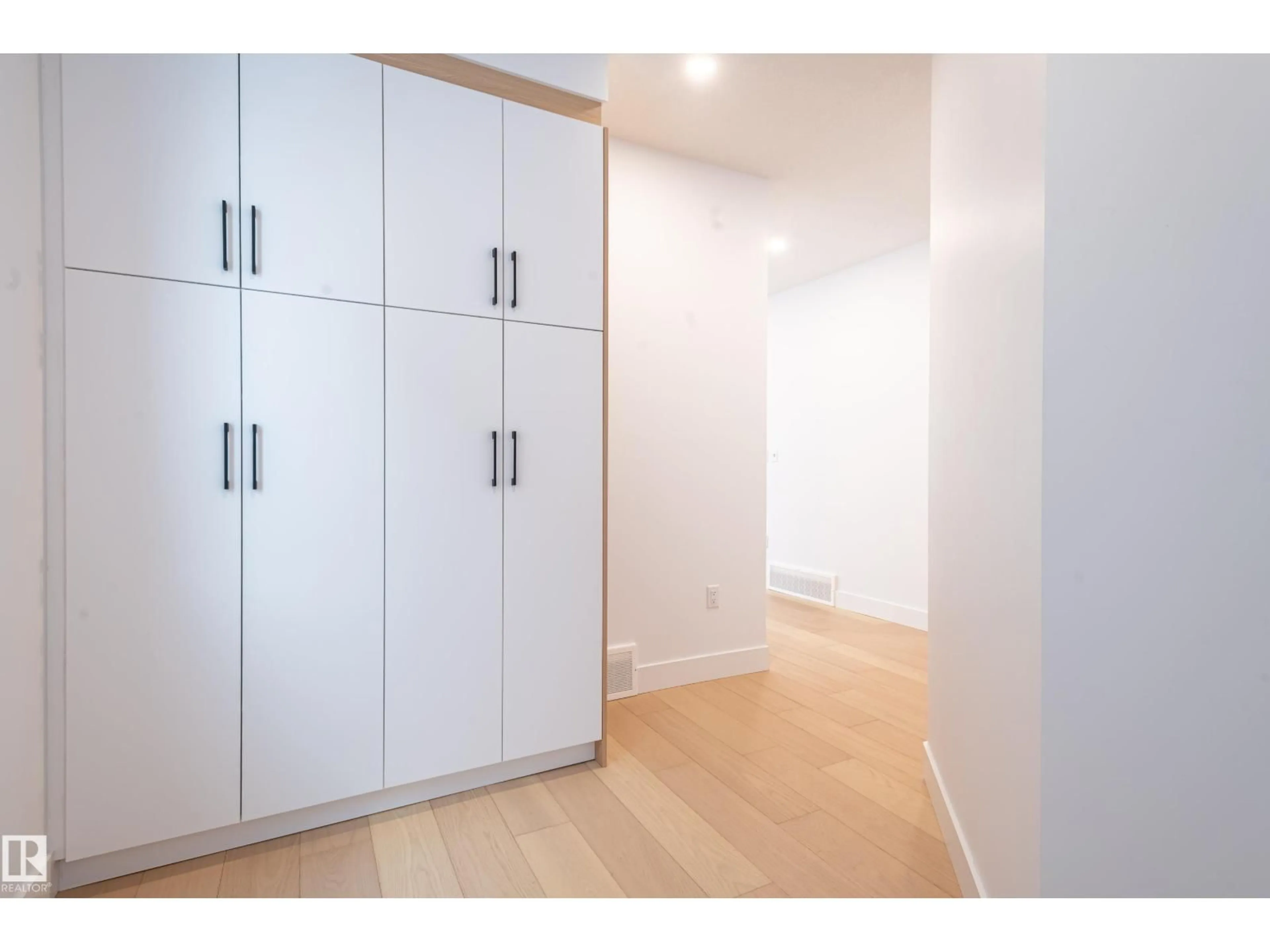 Storage room or clothes room or walk-in closet for 43 ELDRIDGE PT, St. Albert Alberta T8N8C4