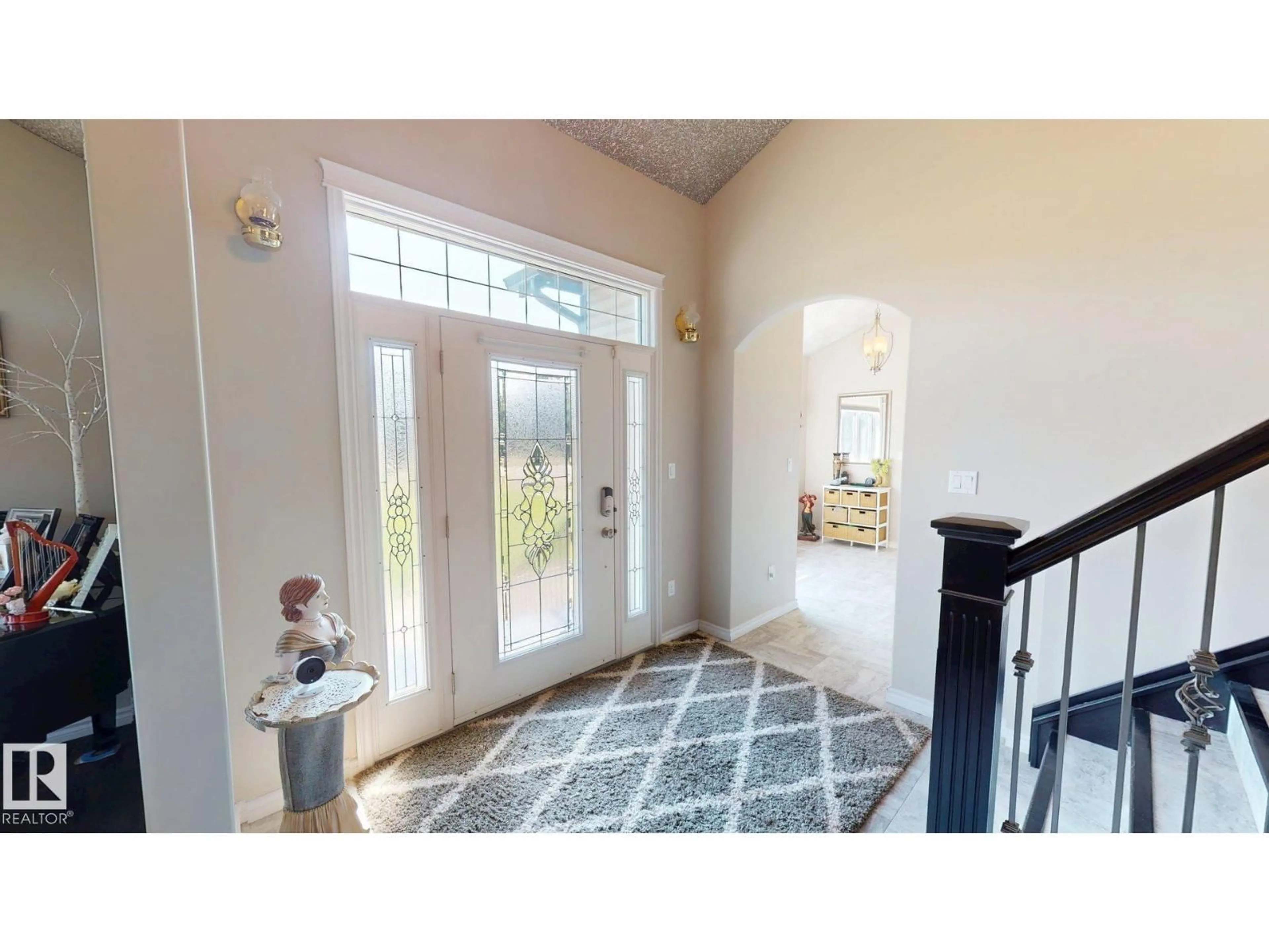 Indoor entryway for 49413 RGE ROAD 81, Rural Brazeau County Alberta T7A1S6