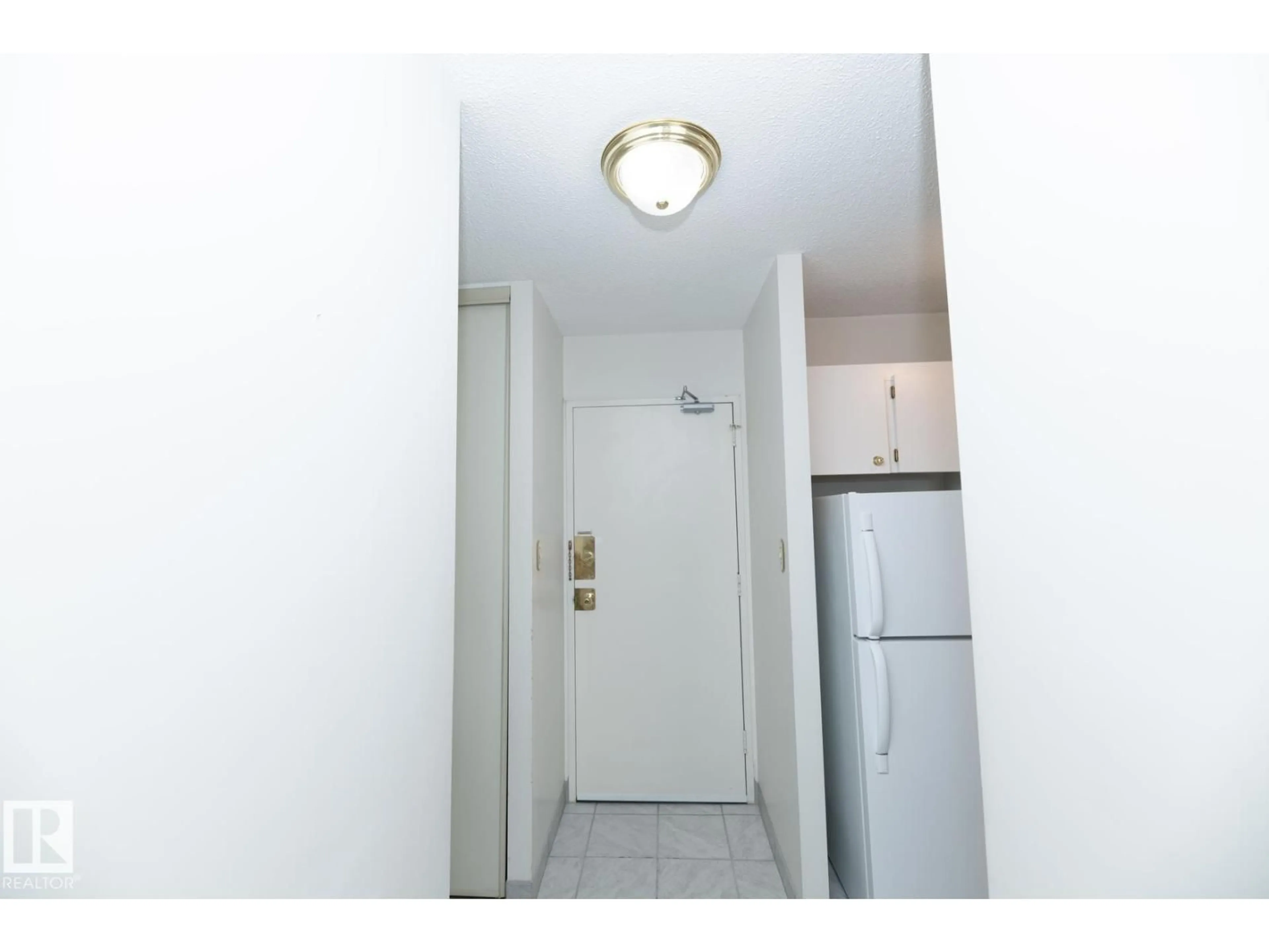 Unknown for 9835 - 1202 113 ST, Edmonton Alberta T5K1N4