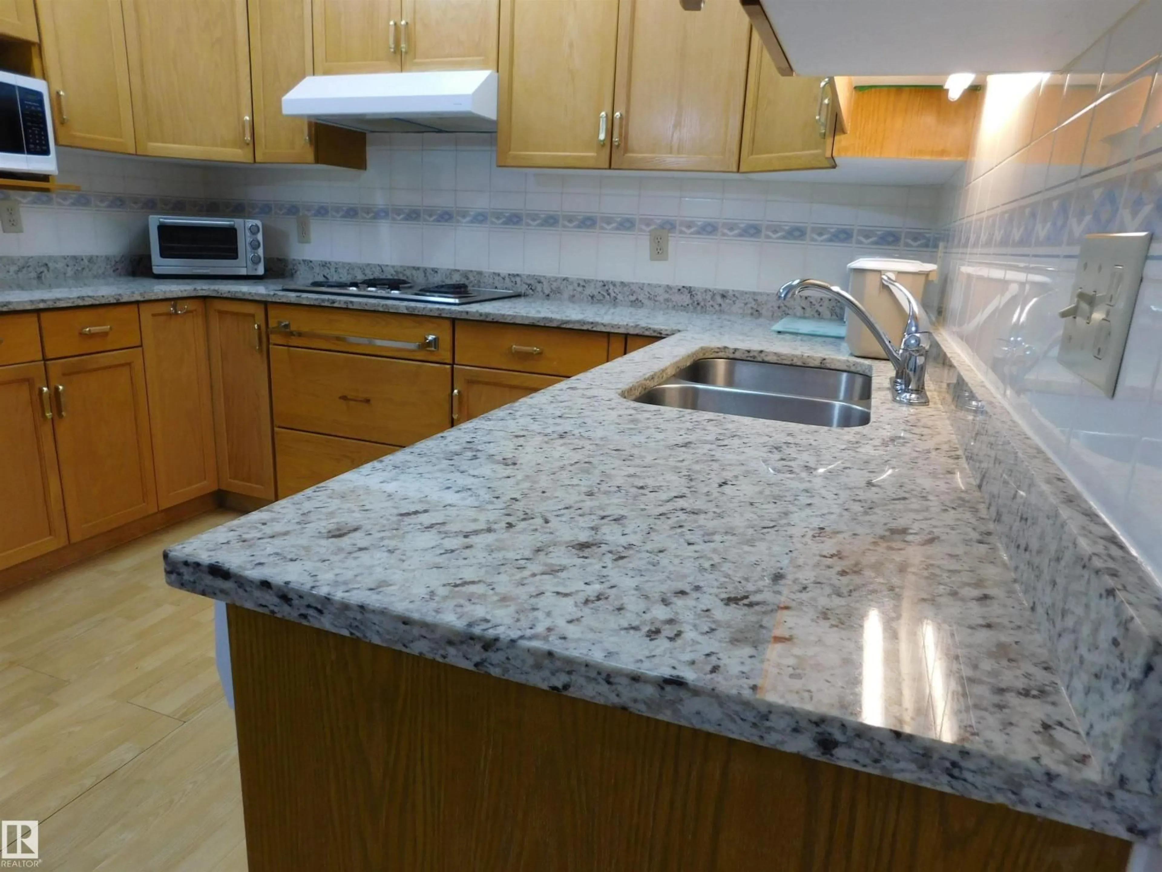 Standard kitchen, ceramic/tile floor for 210 - 10945 21 AV, Edmonton Alberta T6J2R3