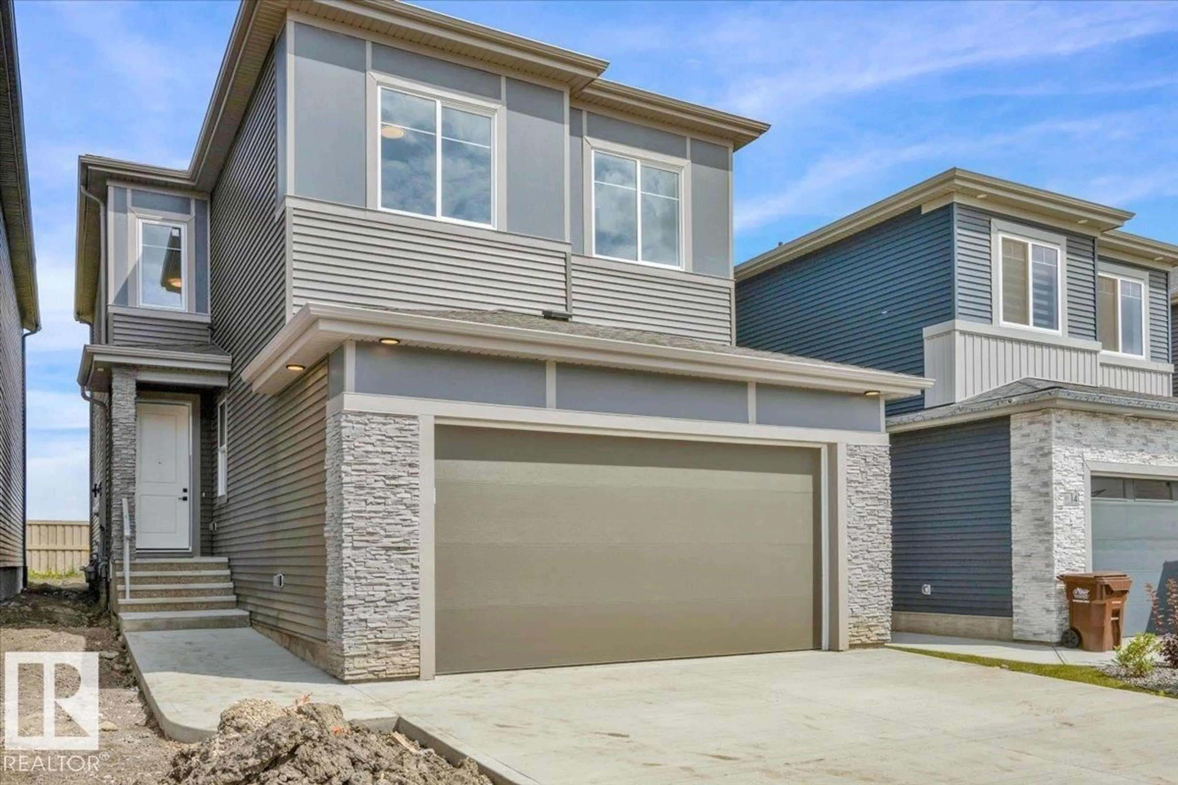 Home with vinyl exterior material, street for 12 EDGEFIELD WY, St. Albert Alberta T8N8A1