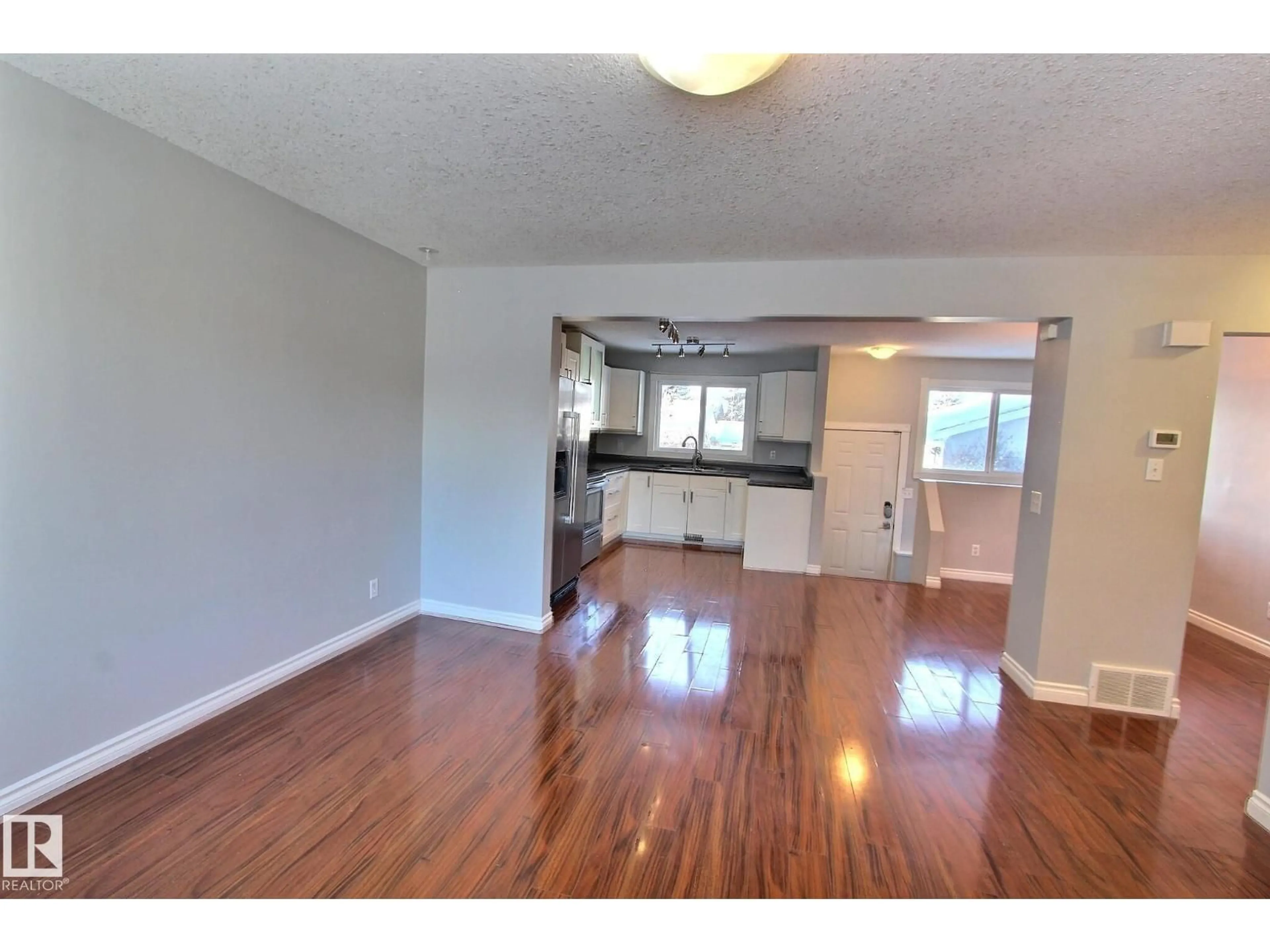 A pic of a room for 30 ARLINGTON ST, Spruce Grove Alberta T7X2E7