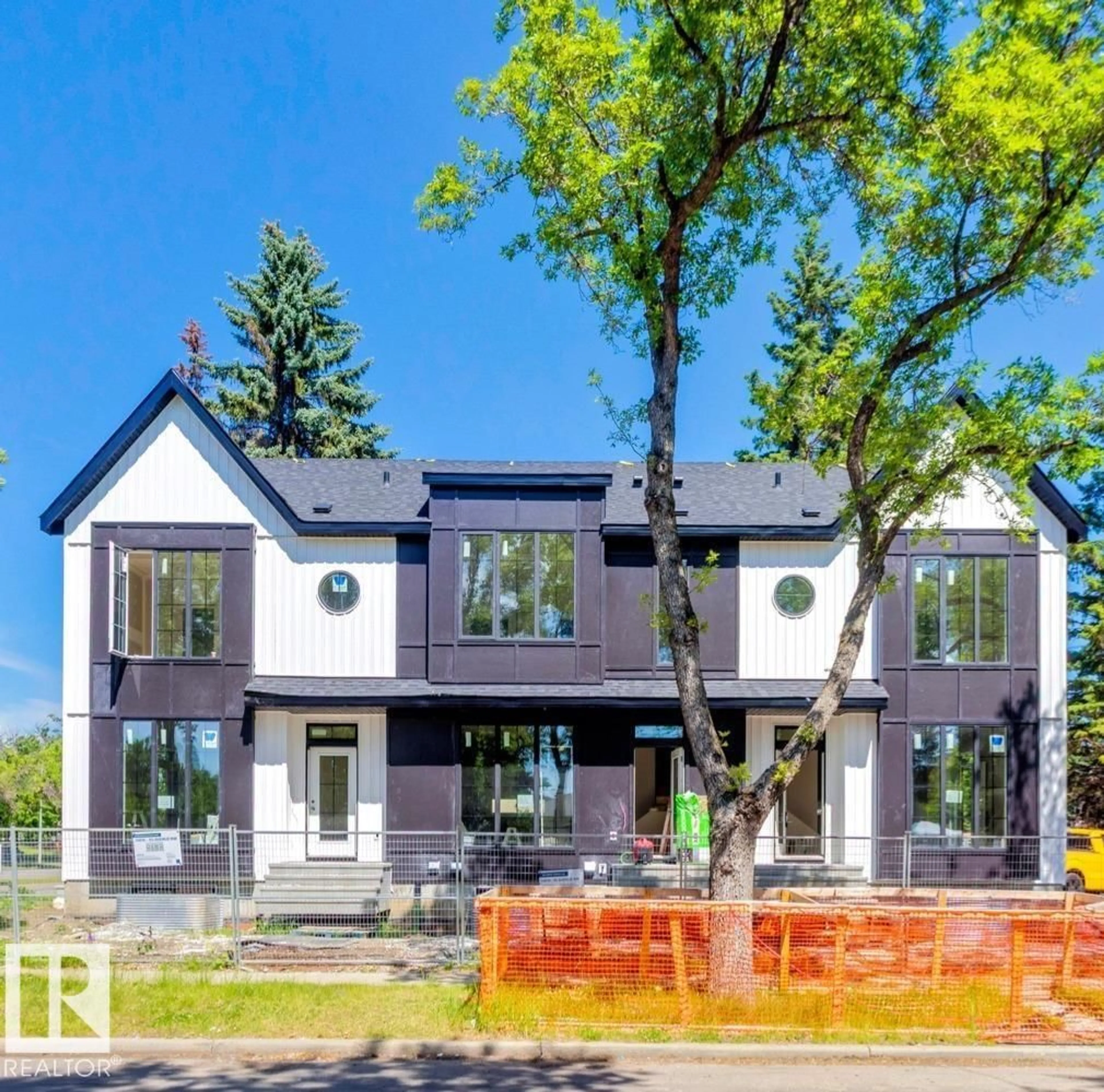 Home with brick exterior material, street for 14816 93 AV, Edmonton Alberta T5R5G9