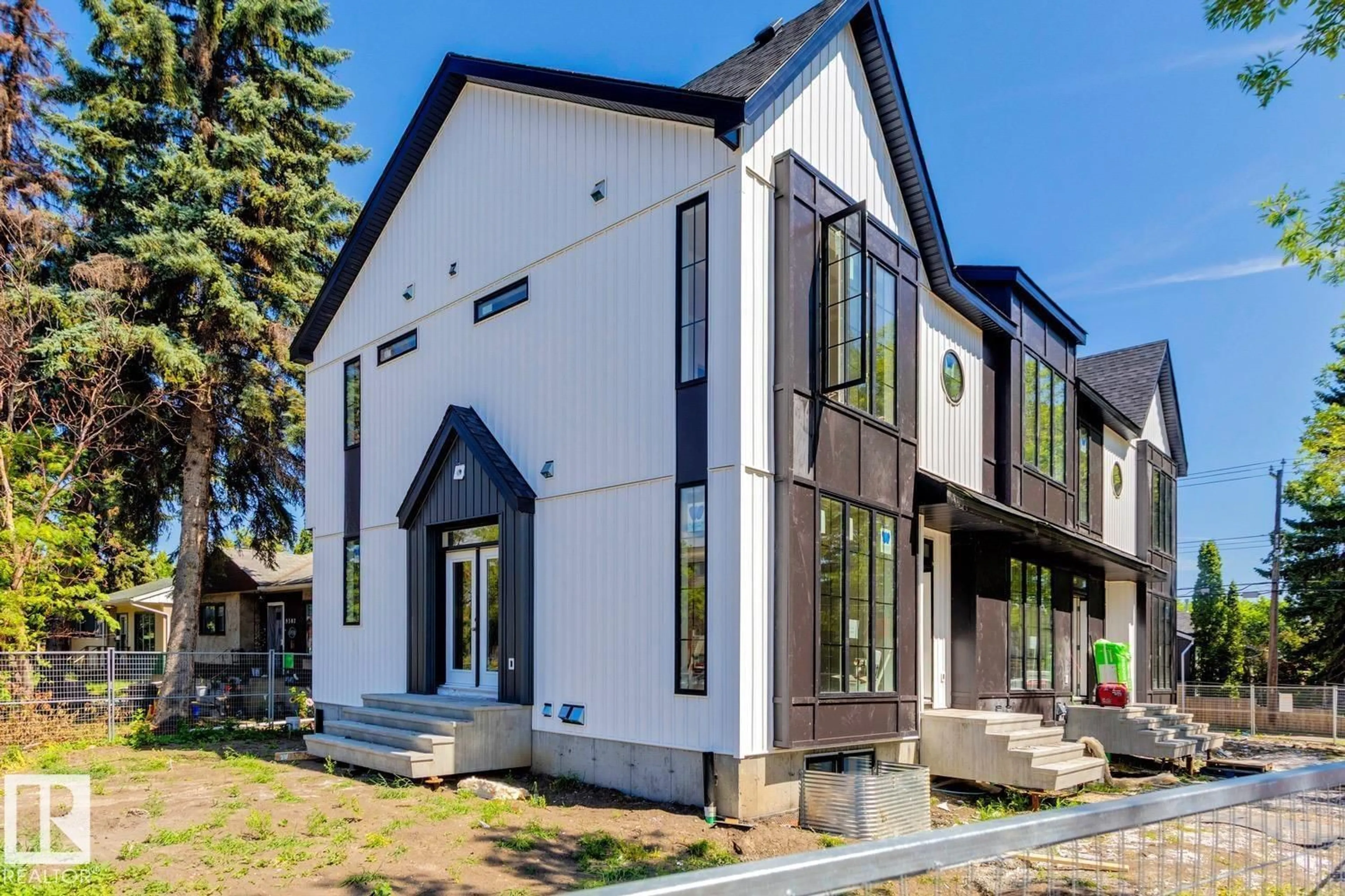 Home with brick exterior material, street for 14816 93 AV, Edmonton Alberta T5R5G9