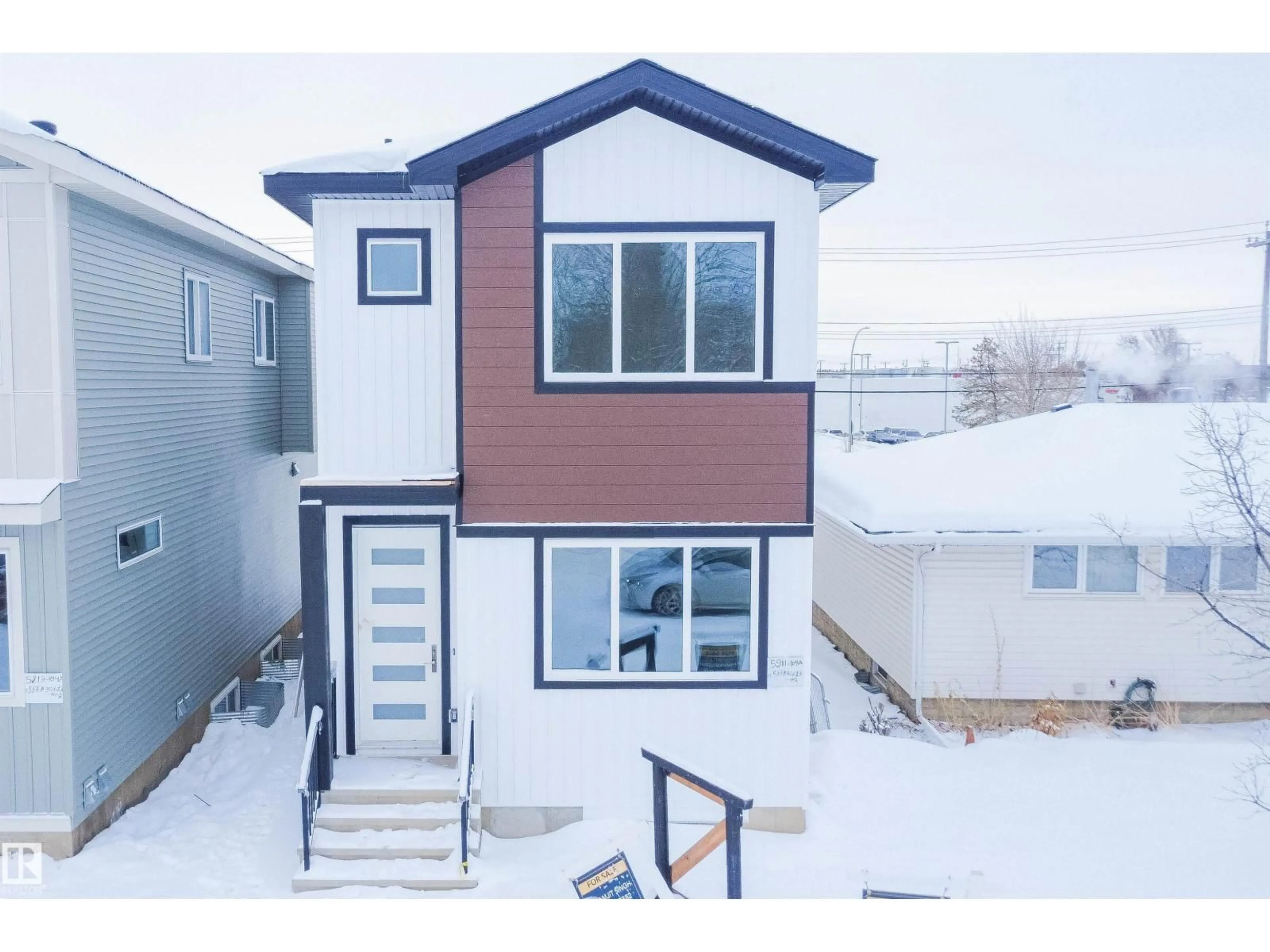 Unknown for 5211 104A ST NW, Edmonton Alberta T6H2L9