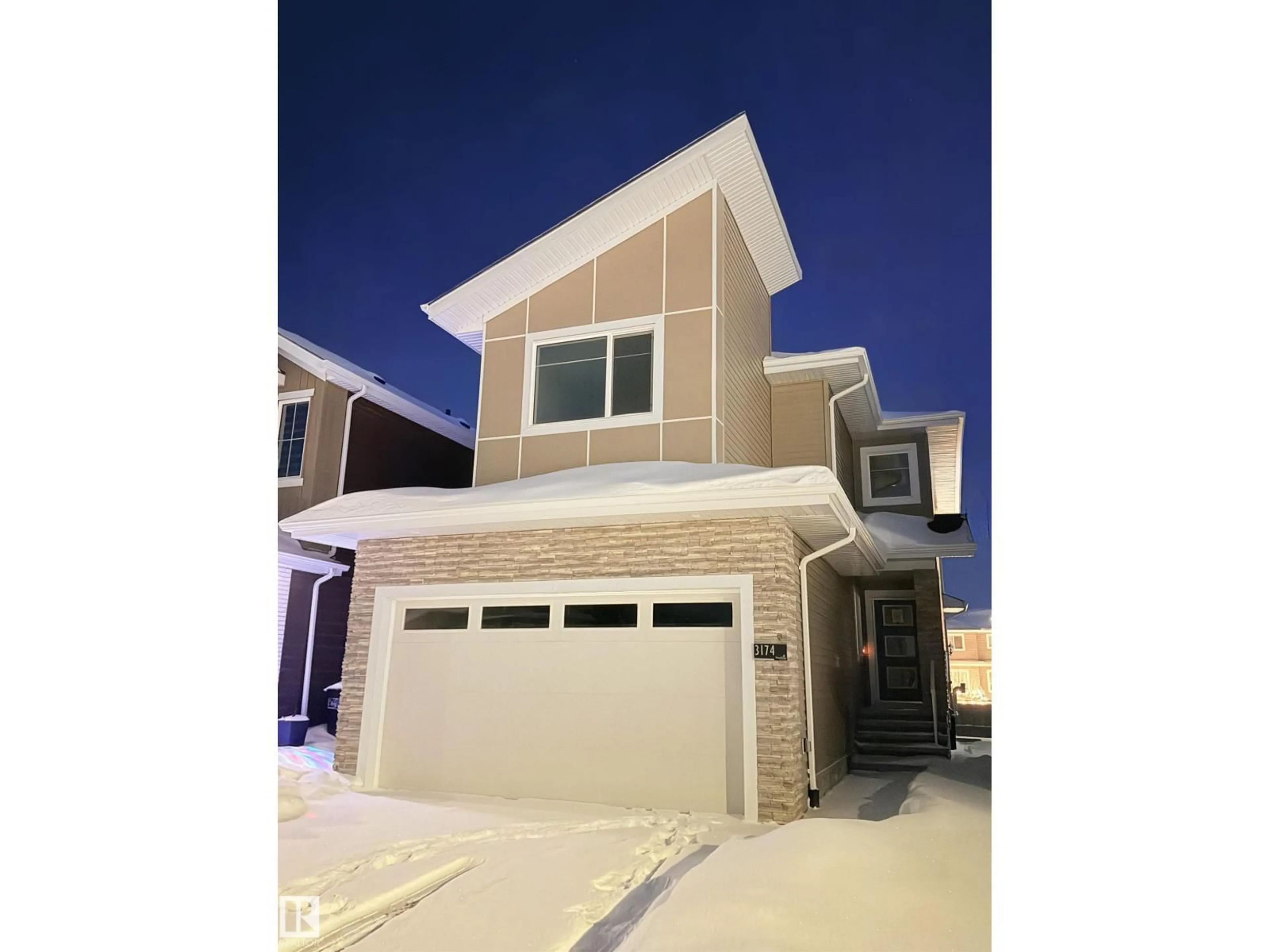 Home with vinyl exterior material, street for 3174 MAGPIE WAY, Edmonton Alberta T5S0K9