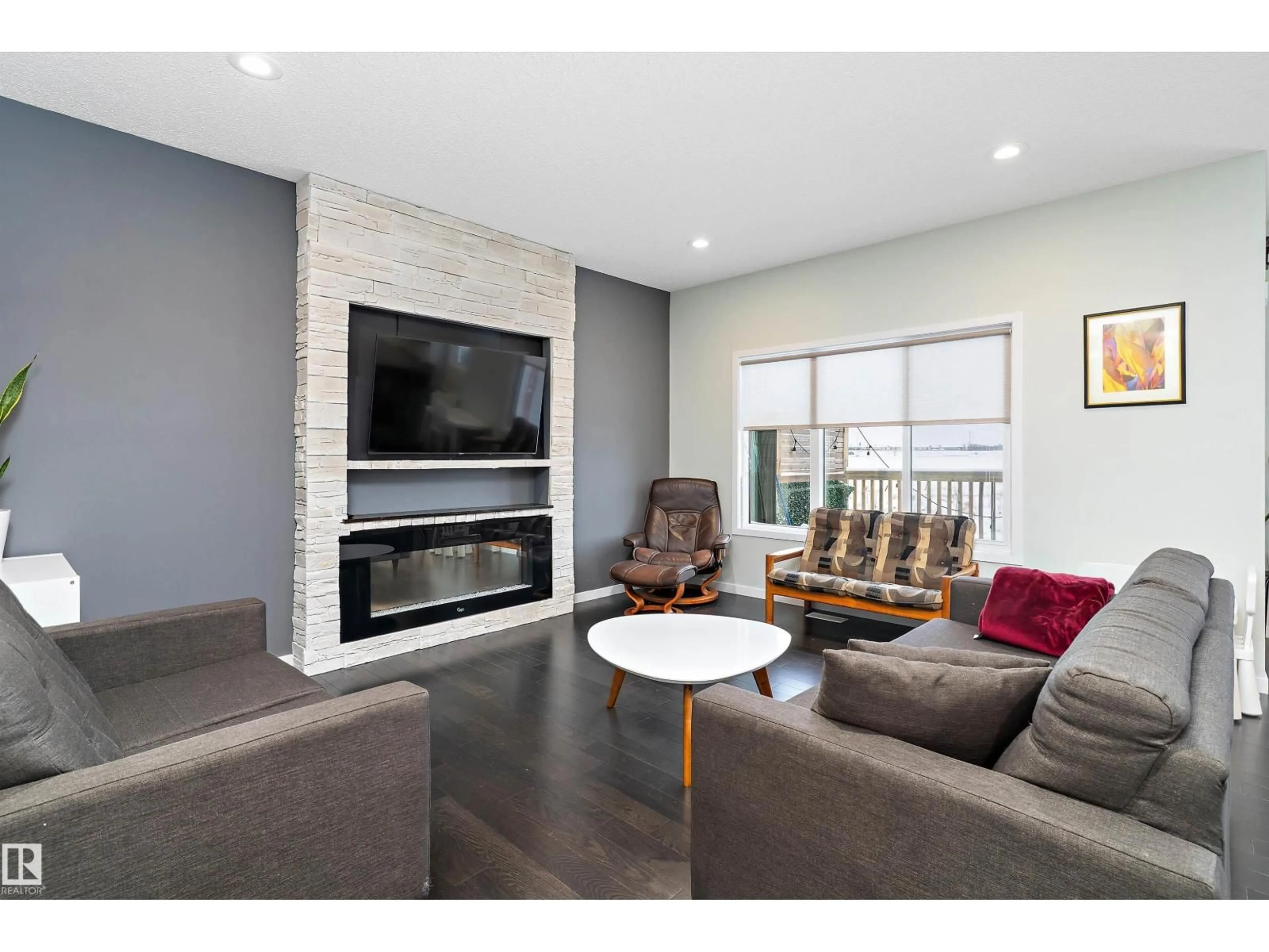 Living room with furniture, unknown for 2927 11 ST, Edmonton Alberta T6T0X7