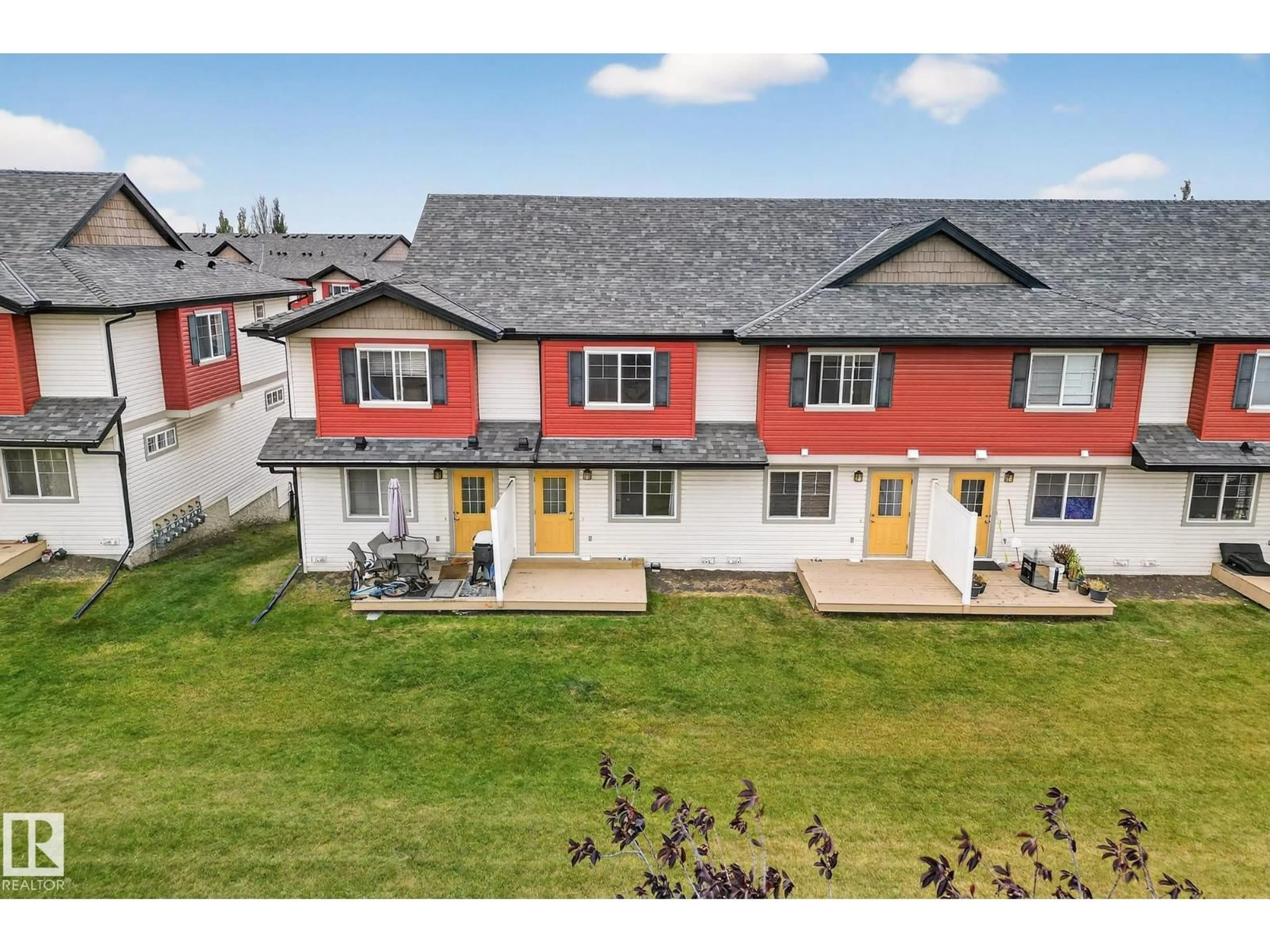 A pic from outside/outdoor area/front of a property/back of a property/a pic from drone, unknown for #36 - 3751 12 ST, Edmonton Alberta T6T0N3