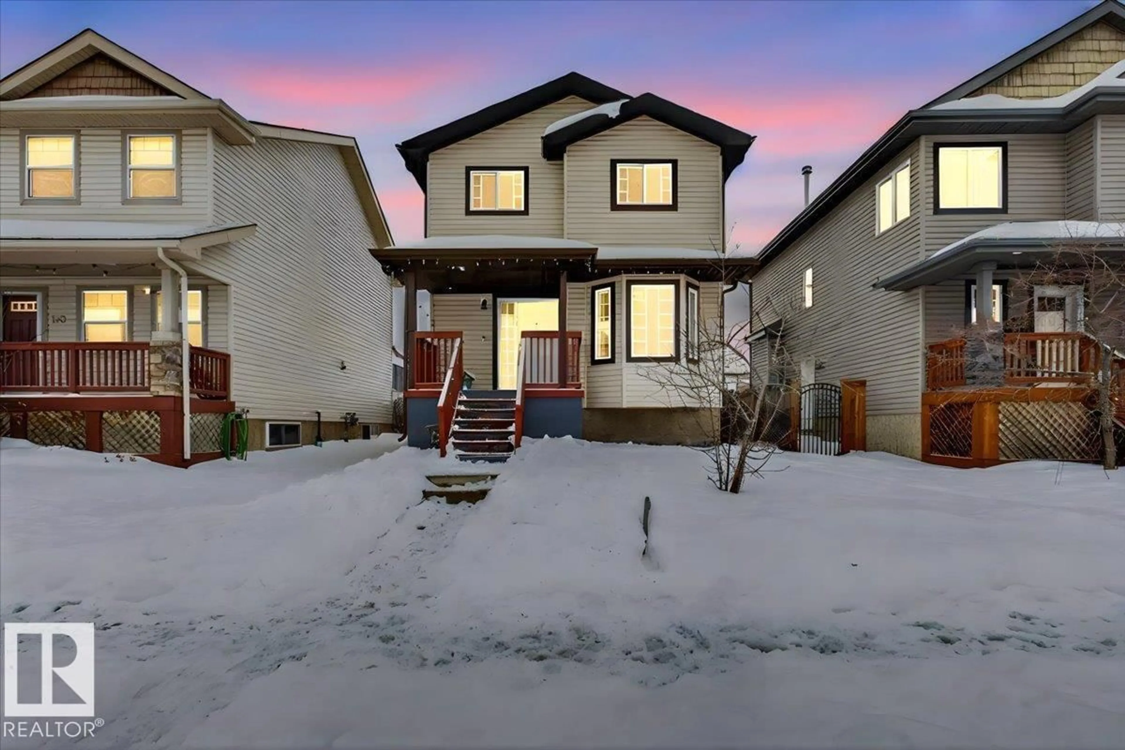 A pic from outside/outdoor area/front of a property/back of a property/a pic from drone, street for 150 ACACIA CI, Leduc Alberta T9E0C9
