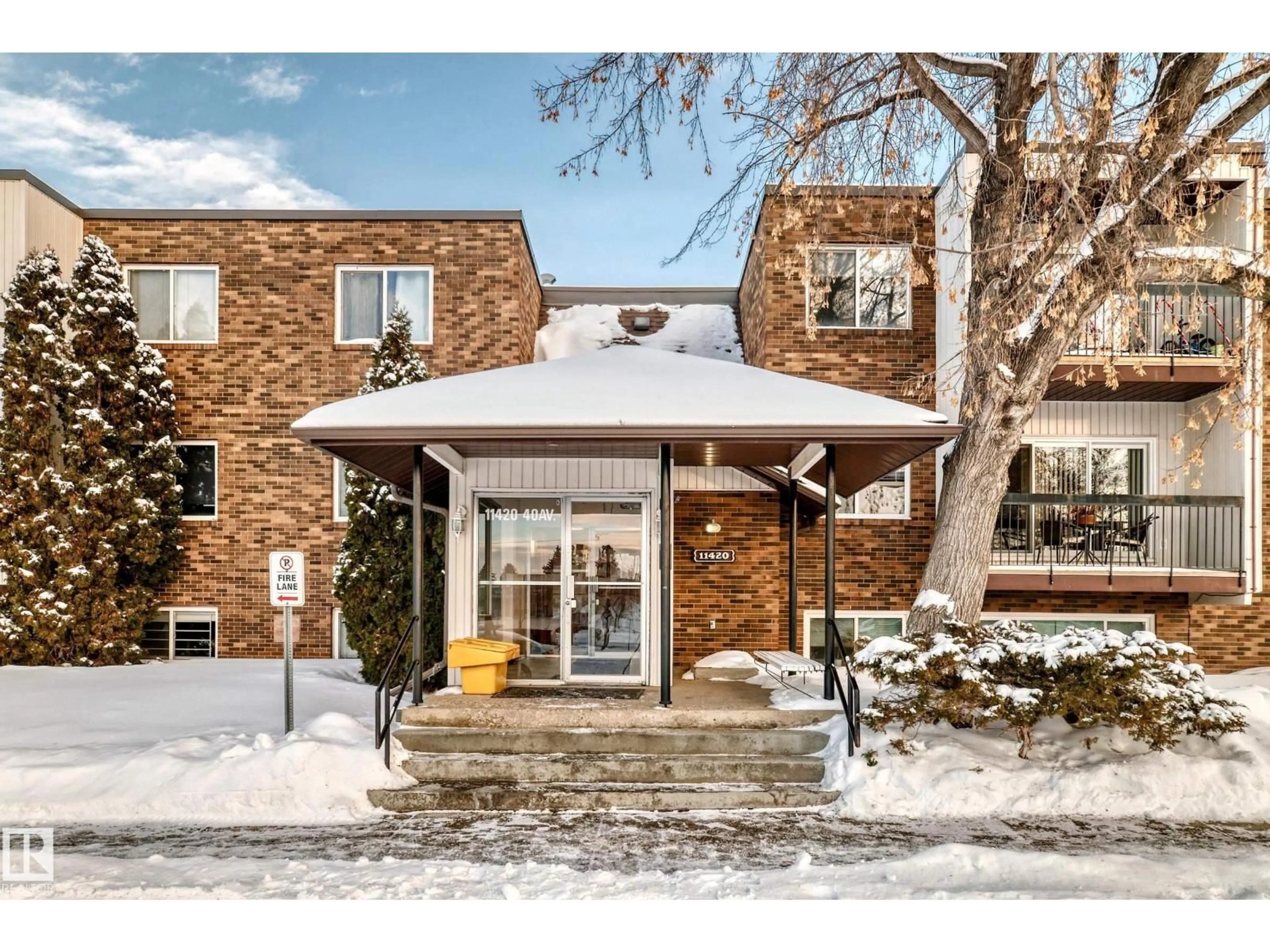 Home with brick exterior material, street for #204 - 11420 40 AV, Edmonton Alberta T6J0R5