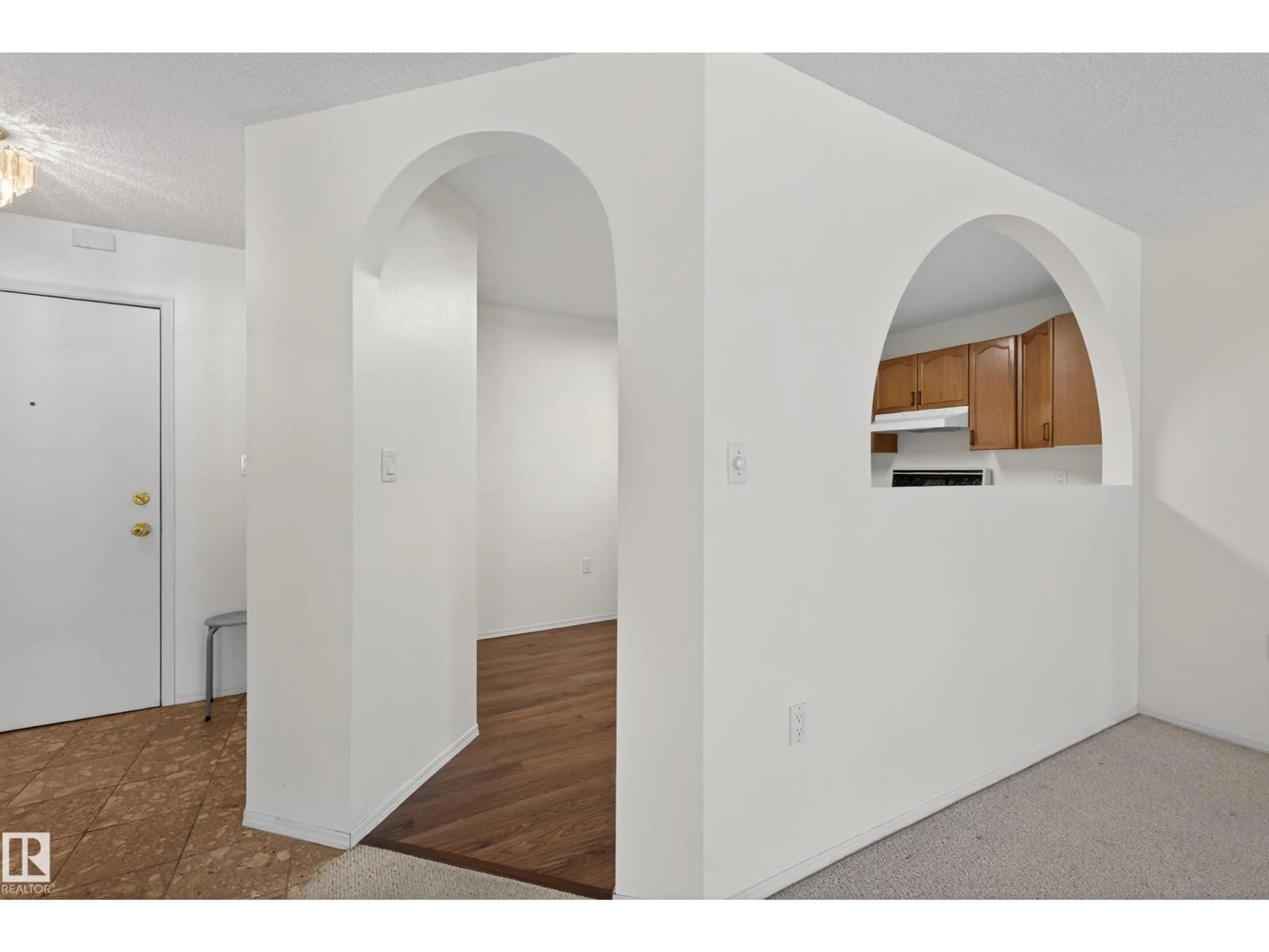 Unknown for 106 - 106 CASTLE DOWNS RD, Edmonton Alberta T5X5Y3