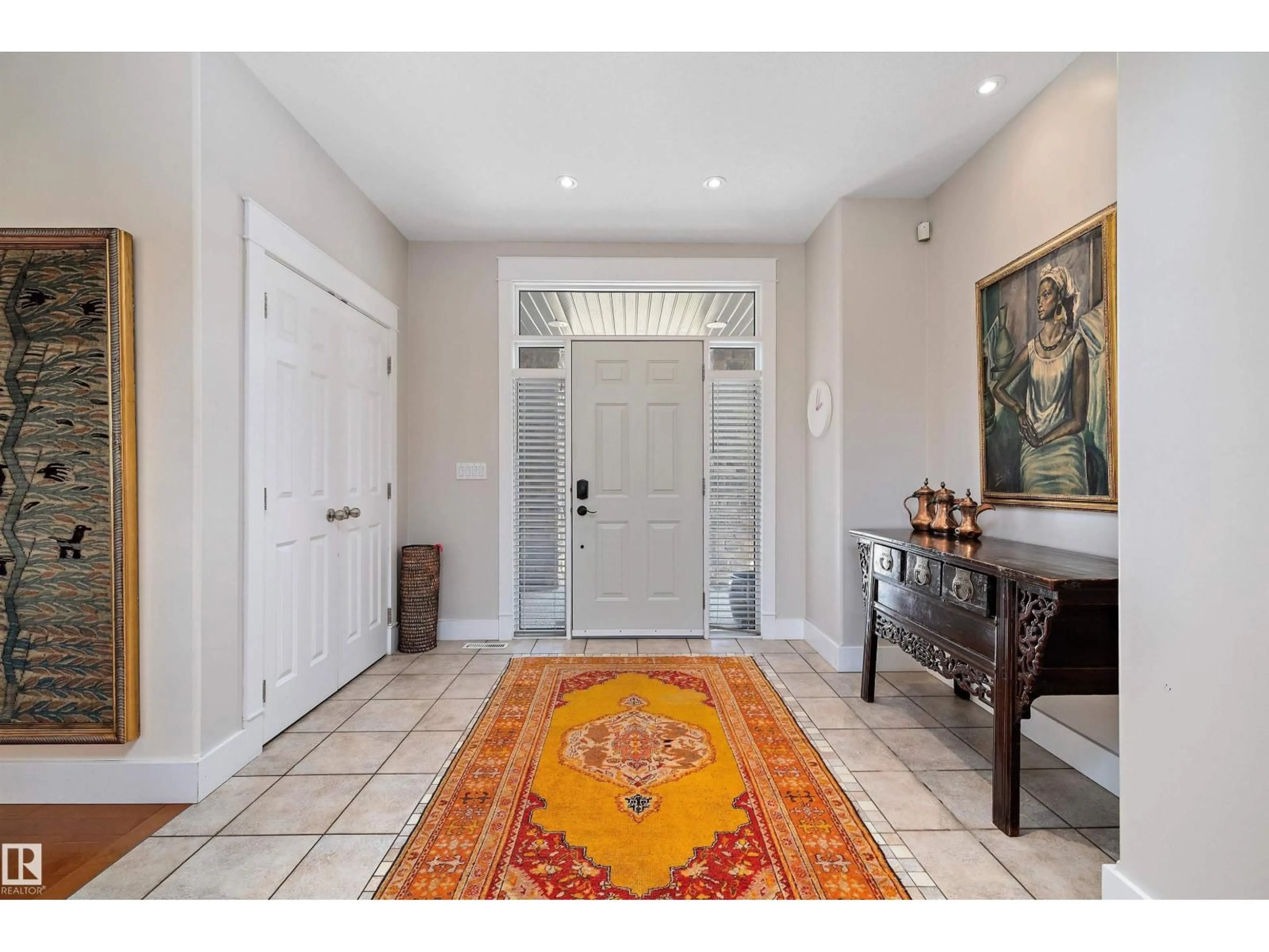 Indoor entryway for 1644 HECTOR RD, Edmonton Alberta T6R3G9