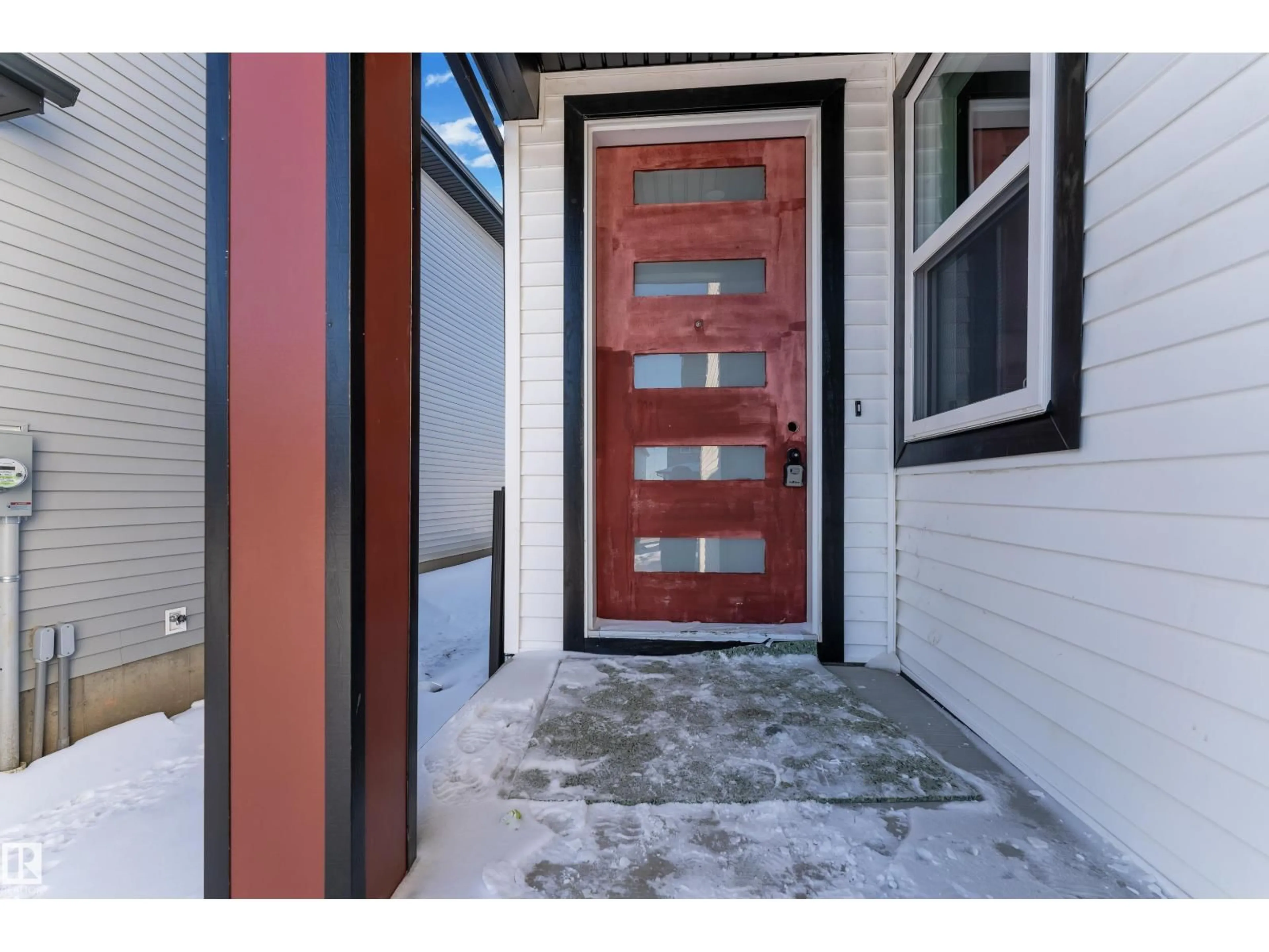Indoor entryway for 745 ASTORIA WY, Devon Alberta T9G0M7
