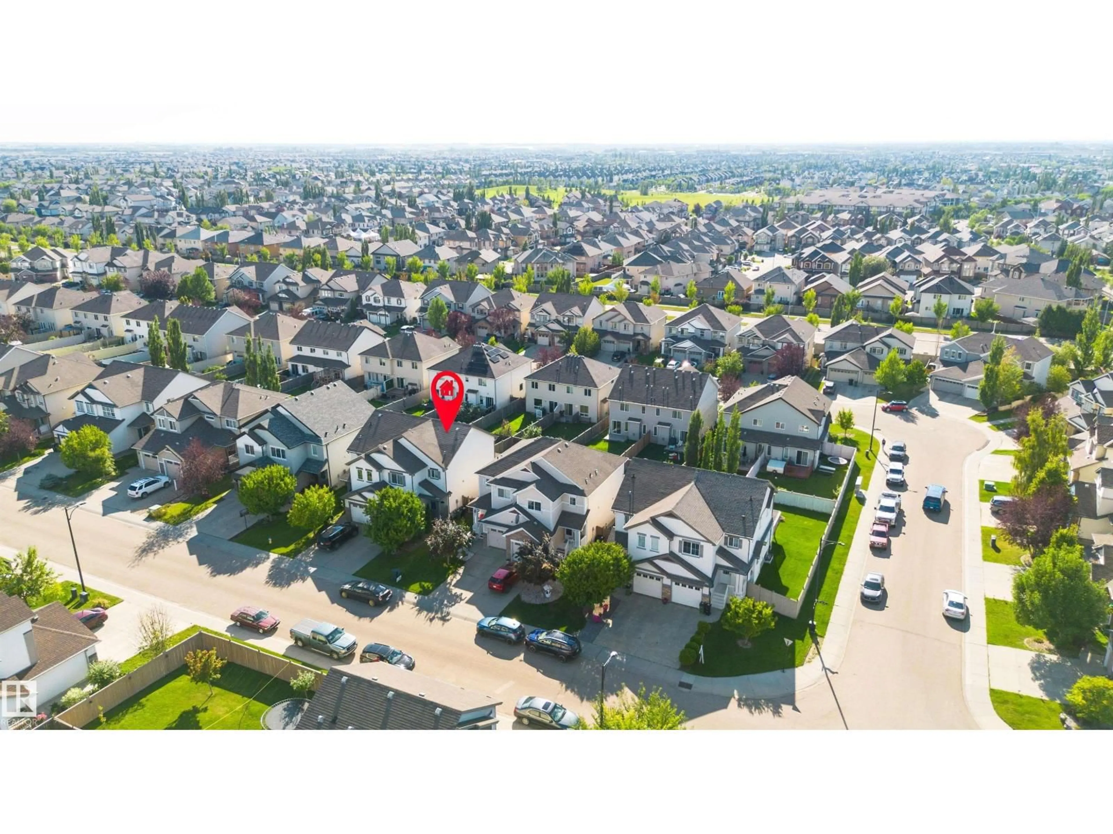 A pic from outside/outdoor area/front of a property/back of a property/a pic from drone, street for 1618 64 ST, Edmonton Alberta T6X0N2