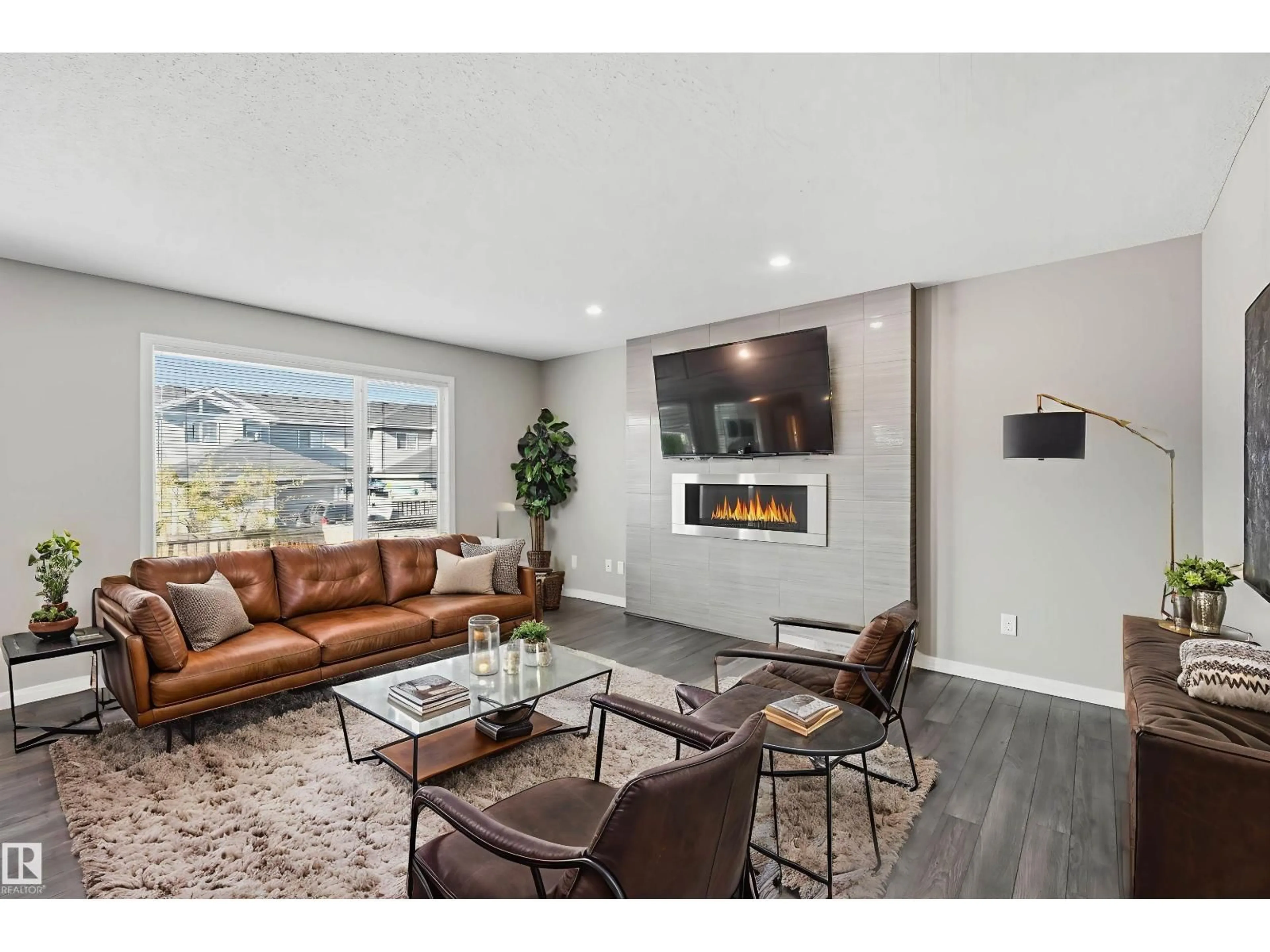 Living room with furniture, unknown for 3528 CLAXTON CR, Edmonton Alberta T6W0Z6