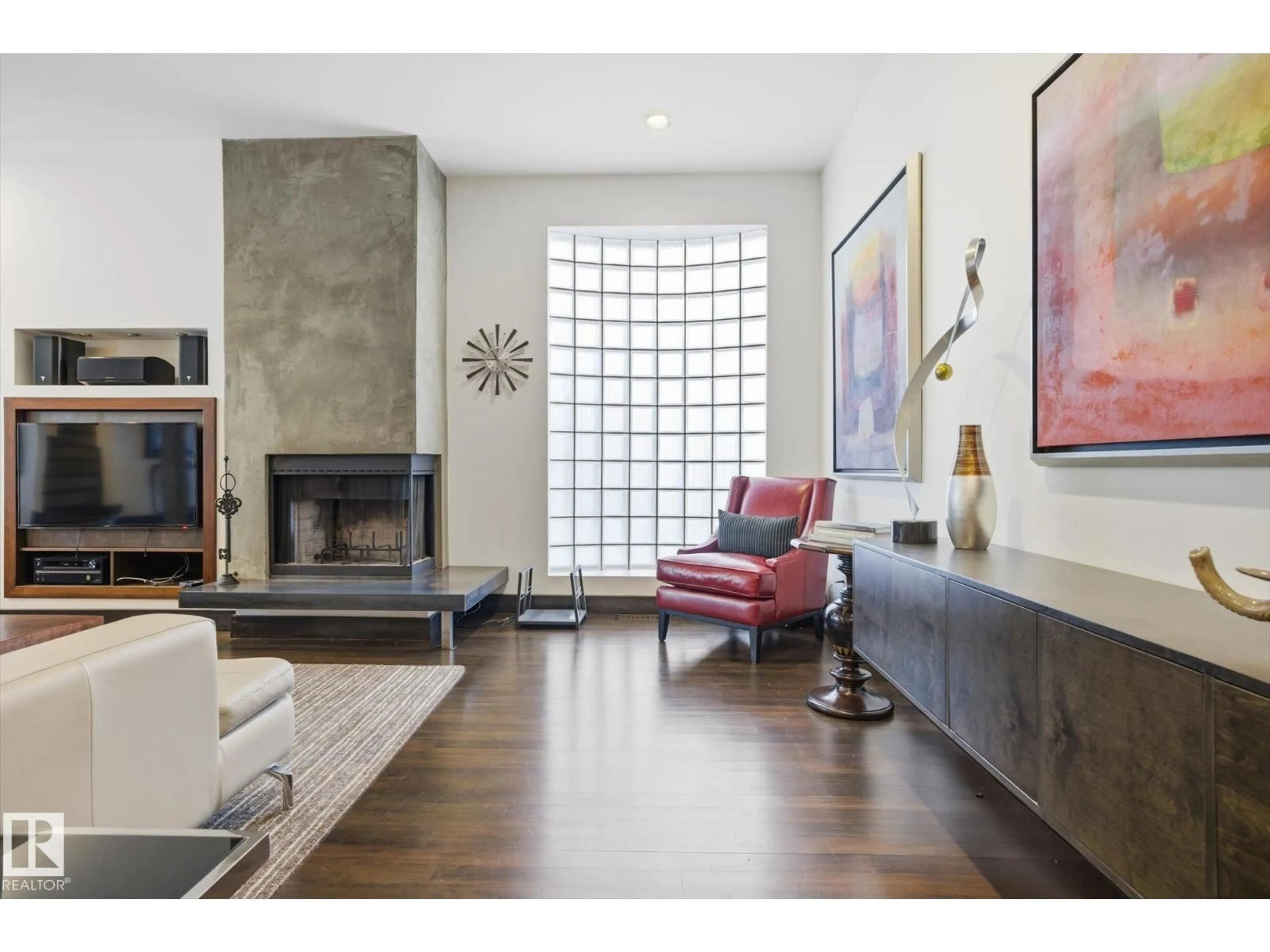 Living room with furniture, unknown for NW - 9012 98 ST, Edmonton Alberta T6E3M5