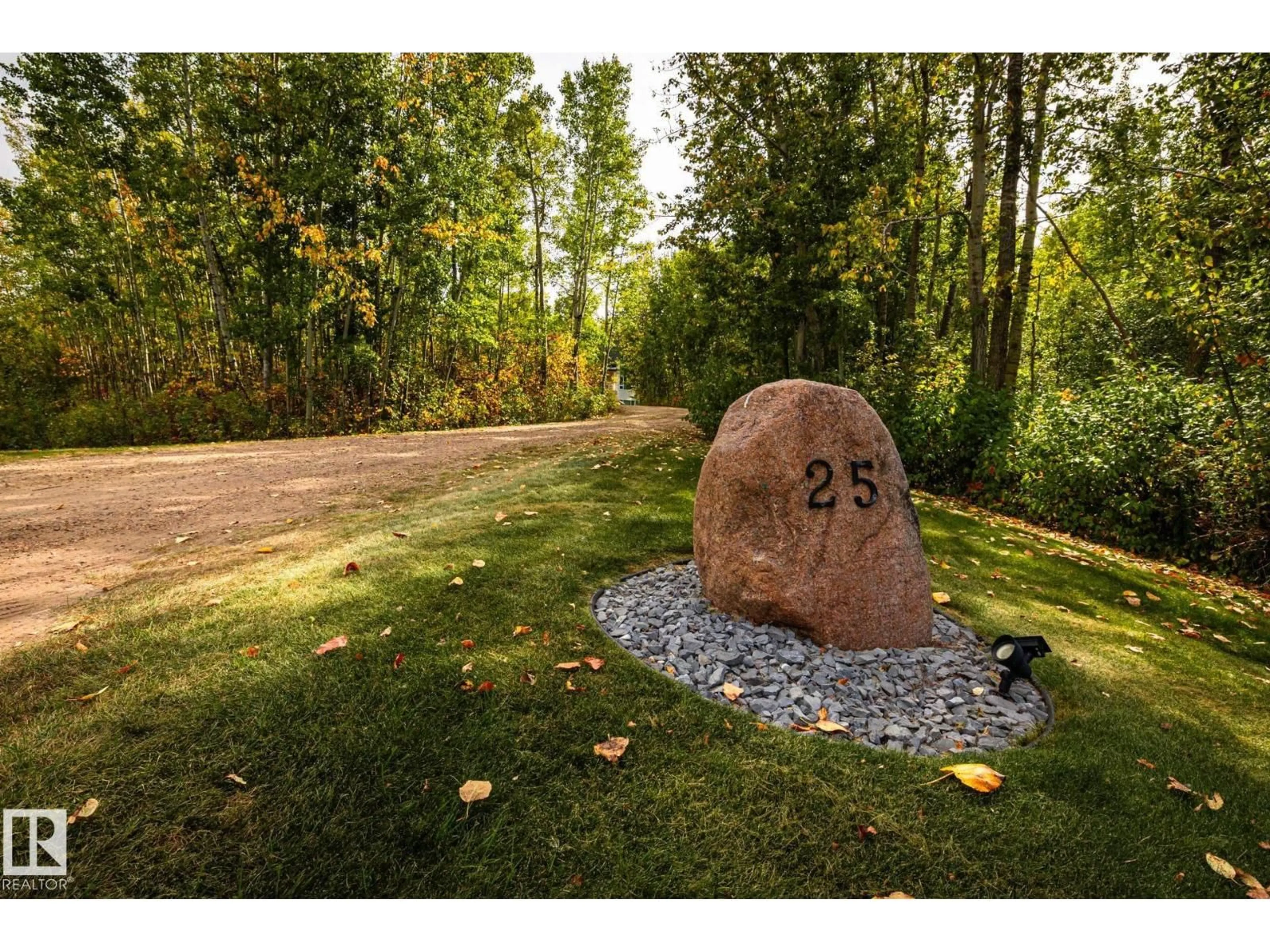 Patio, unknown for 25 - 52245 RGE ROAD 225, Rural Strathcona County Alberta T8C1C7