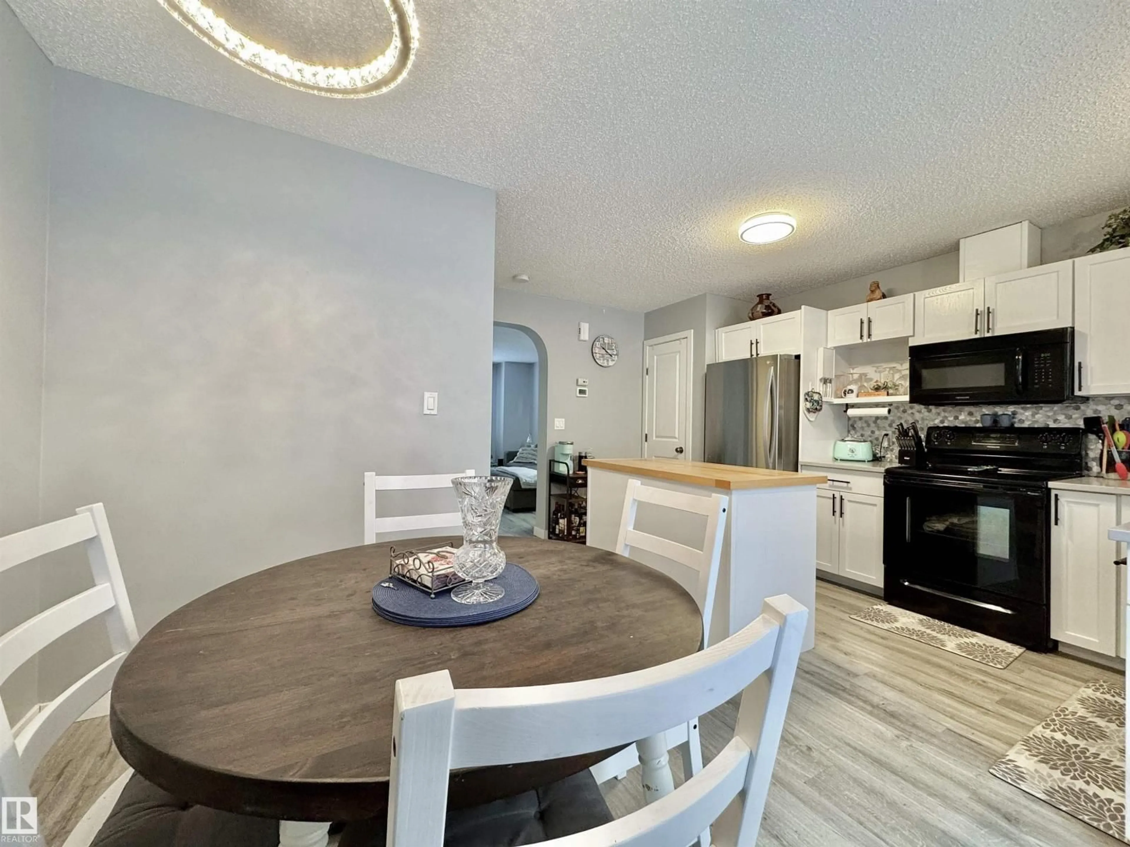 Open concept kitchen, unknown for #40 - 320 SPRUCERIDGE RD, Spruce Grove Alberta T7X0H5