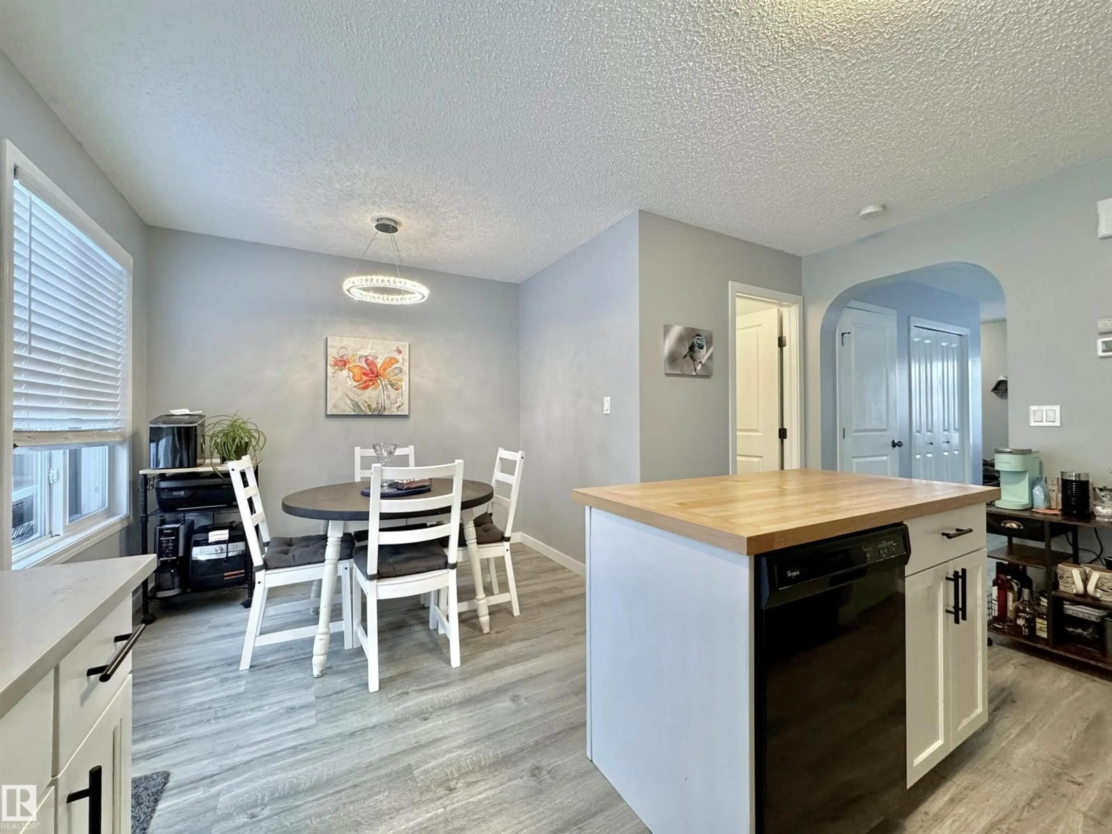 Open concept kitchen, unknown for #40 - 320 SPRUCERIDGE RD, Spruce Grove Alberta T7X0H5
