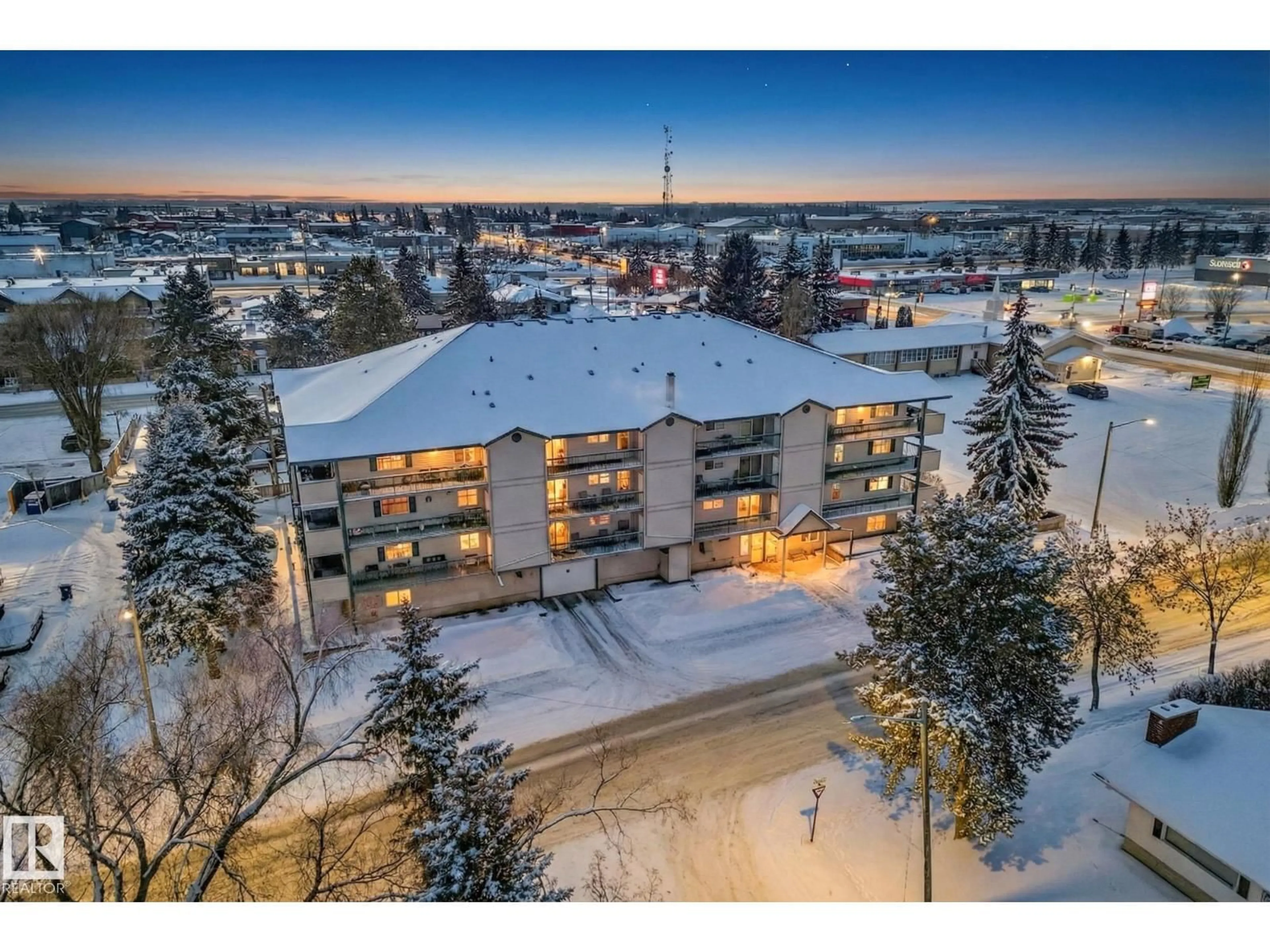 A pic from outside/outdoor area/front of a property/back of a property/a pic from drone, city buildings view from balcony for #304 - 112 CHURCH RD, Spruce Grove Alberta T7X3X1