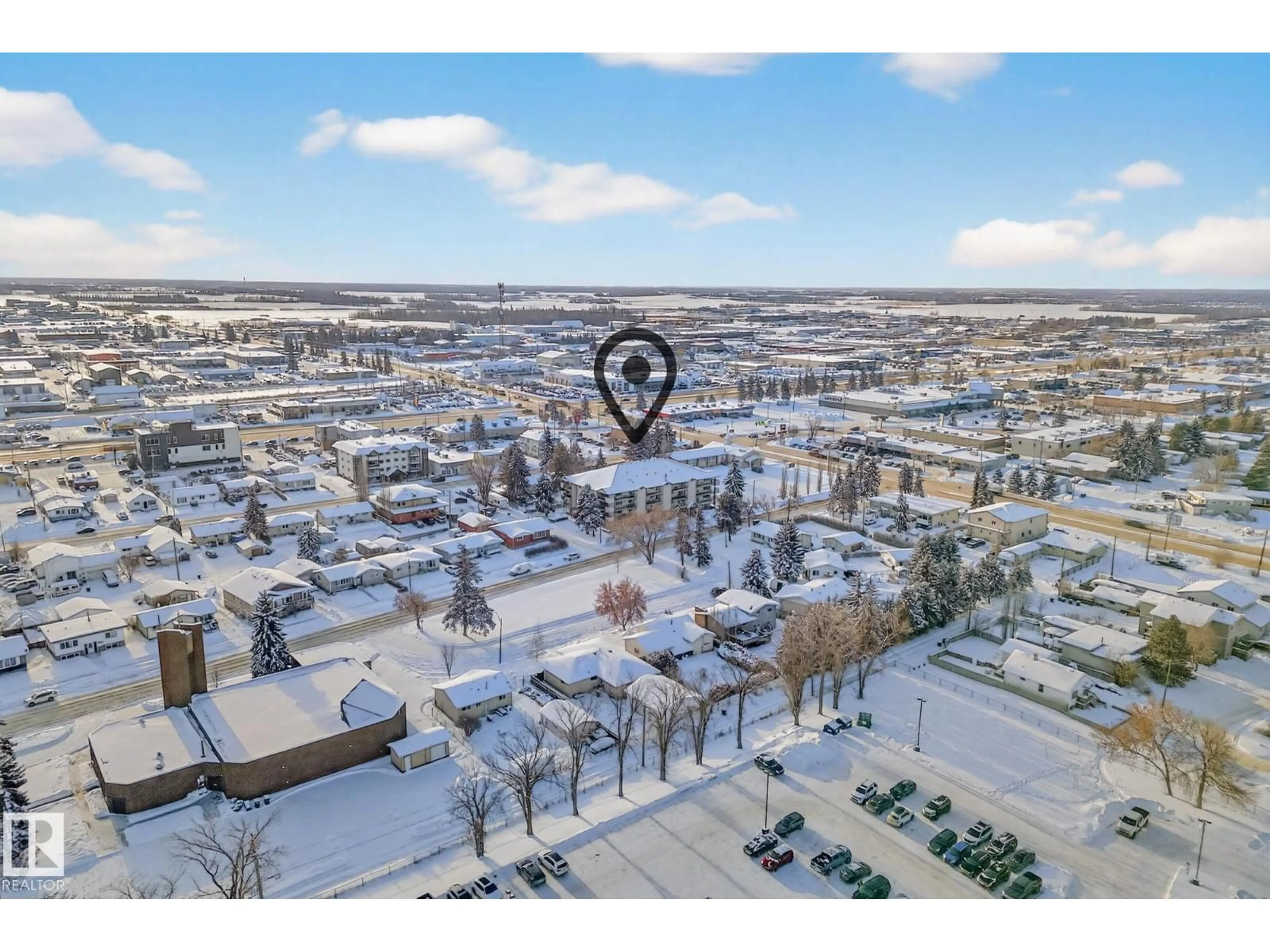 A pic from outside/outdoor area/front of a property/back of a property/a pic from drone, unknown for #304 - 112 CHURCH RD, Spruce Grove Alberta T7X3X1