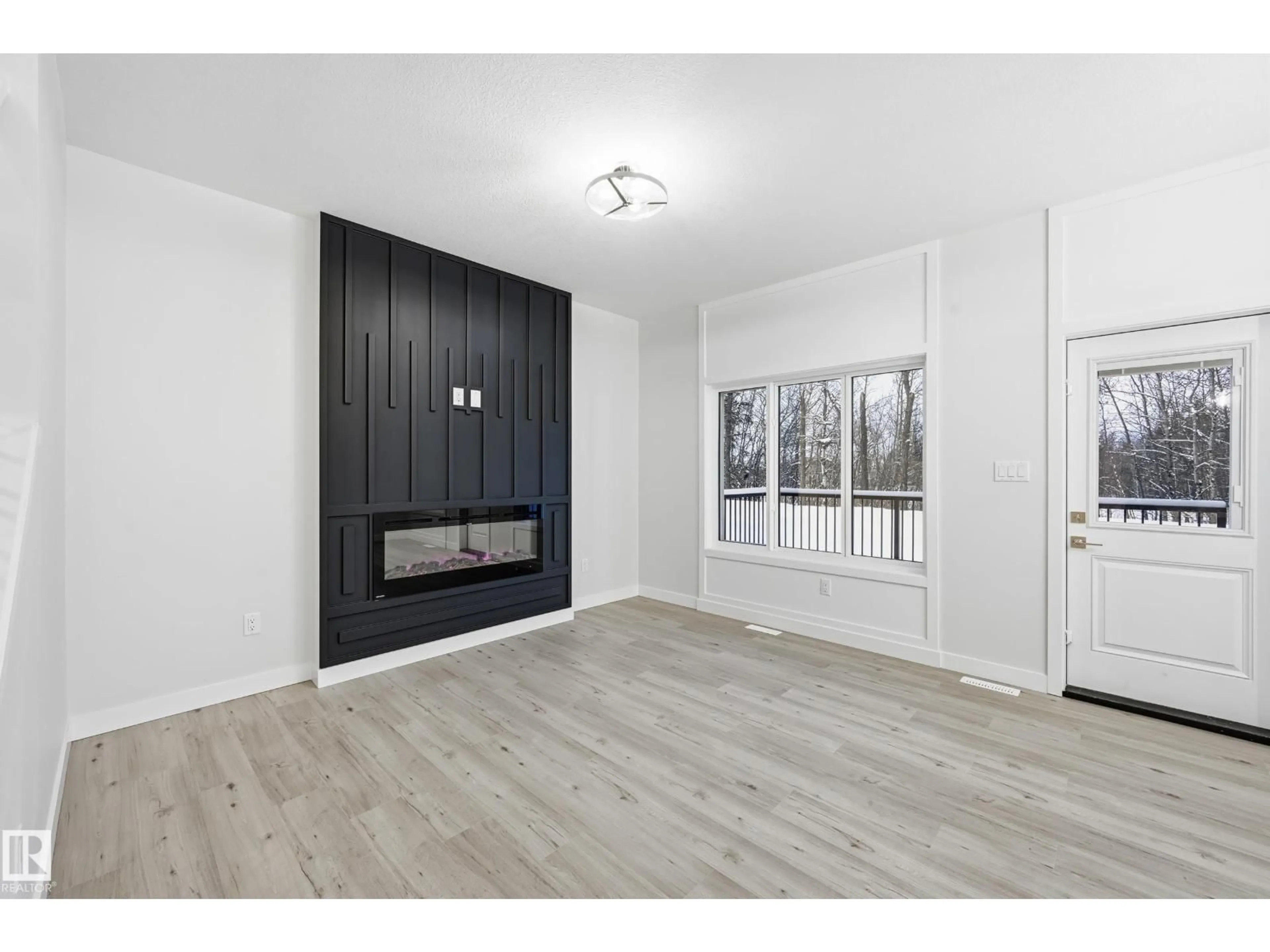 Indoor entryway for 53 PATRIOT WY, Spruce Grove Alberta T7X2W6