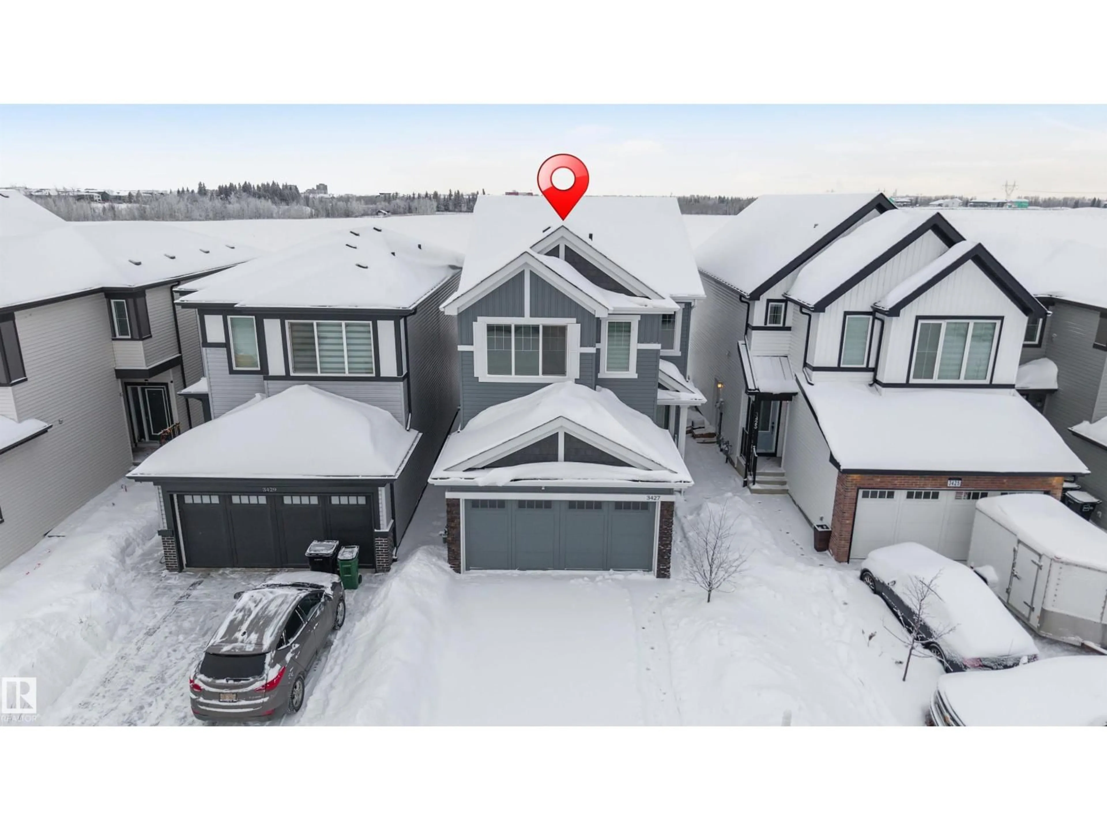 A pic from outside/outdoor area/front of a property/back of a property/a pic from drone, street for 3427 CRAIG LANDING LD, Edmonton Alberta T6W5B3