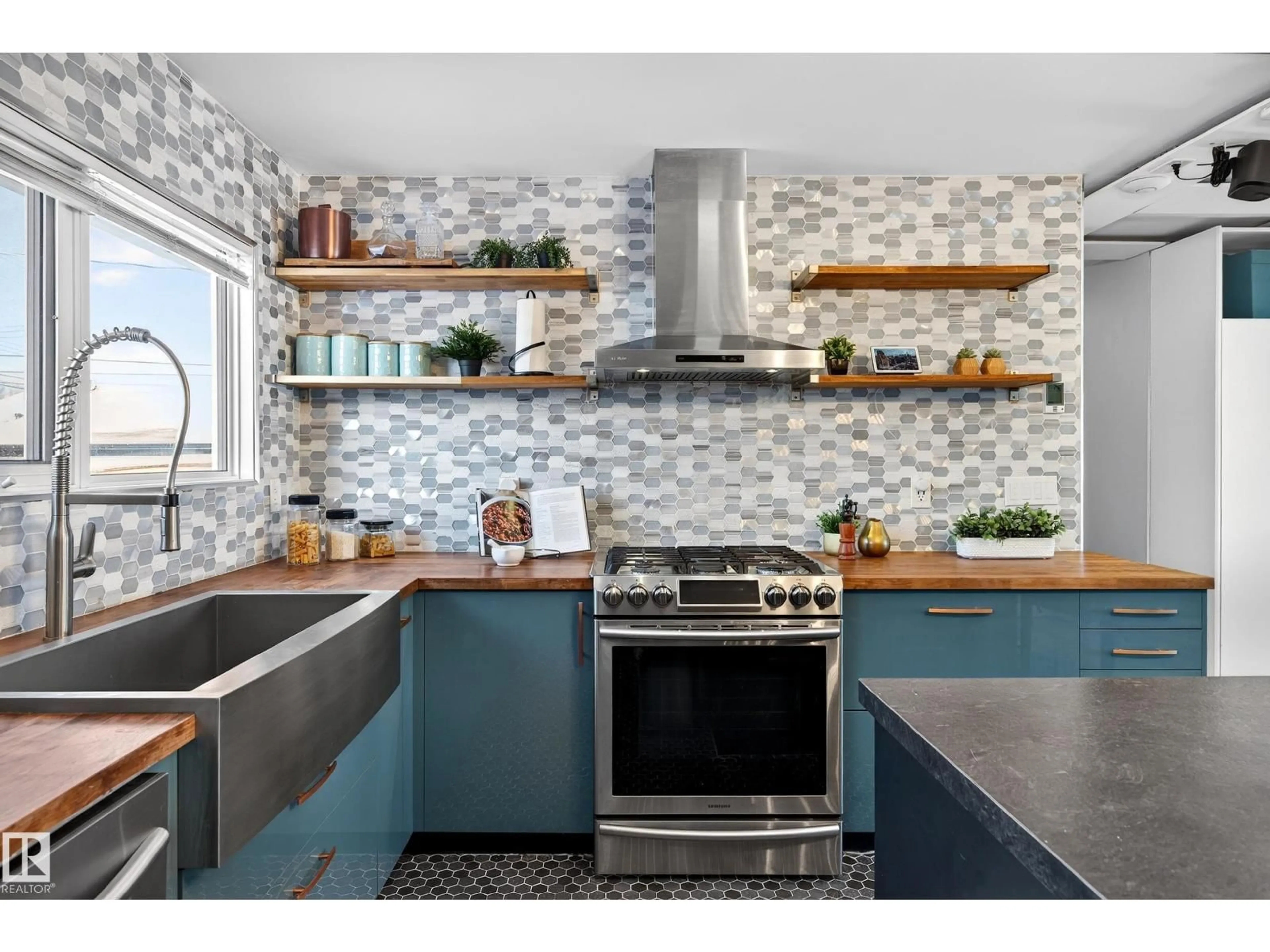 Contemporary kitchen, ceramic/tile floor for NW - 13028 81 ST, Edmonton Alberta T5C1N4