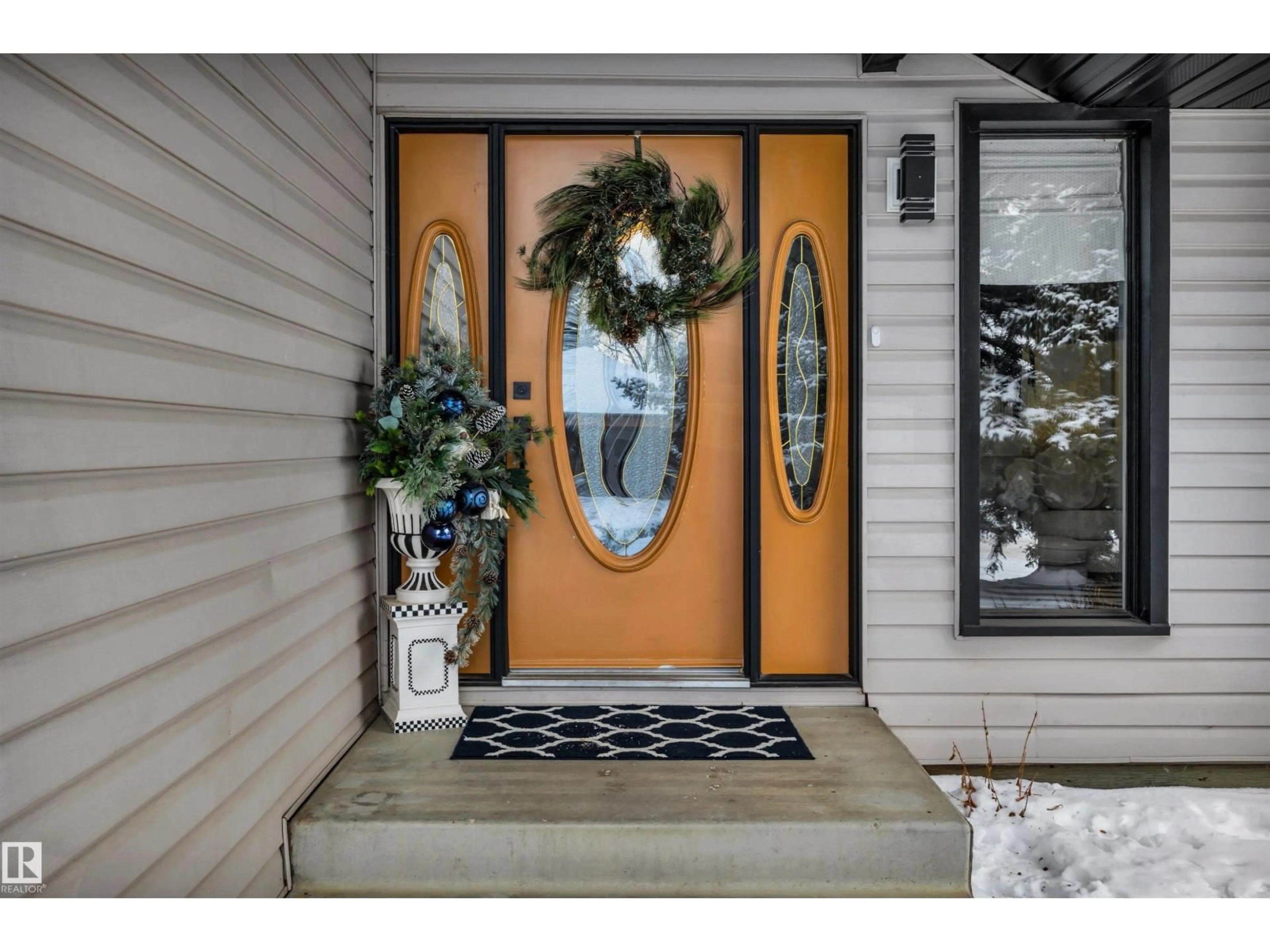 Indoor entryway for 5409 56 ST, Beaumont Alberta T4X1A5