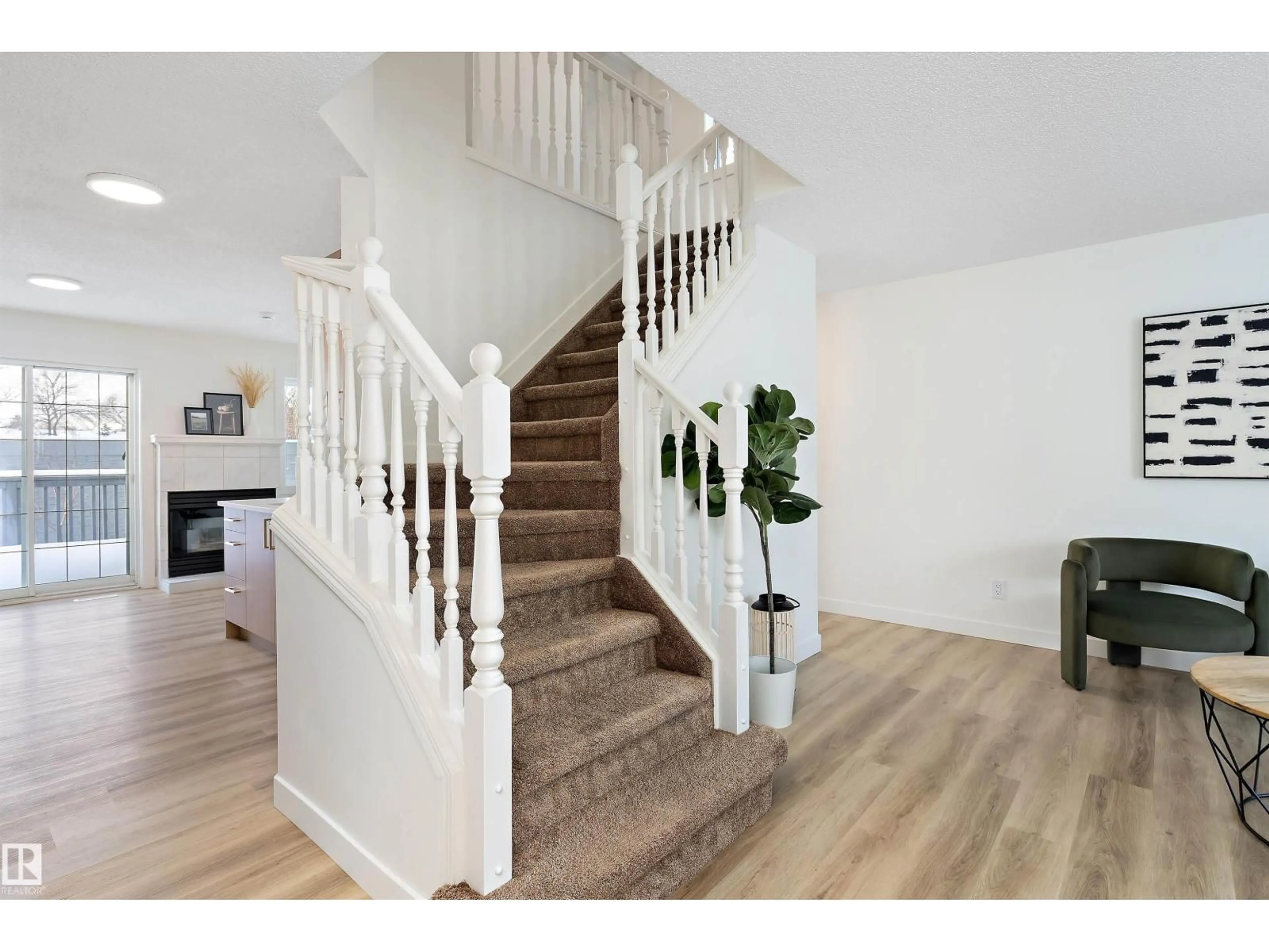 Stairs for #63 - 1033 YOUVILLE DR, Edmonton Alberta T6L6V9