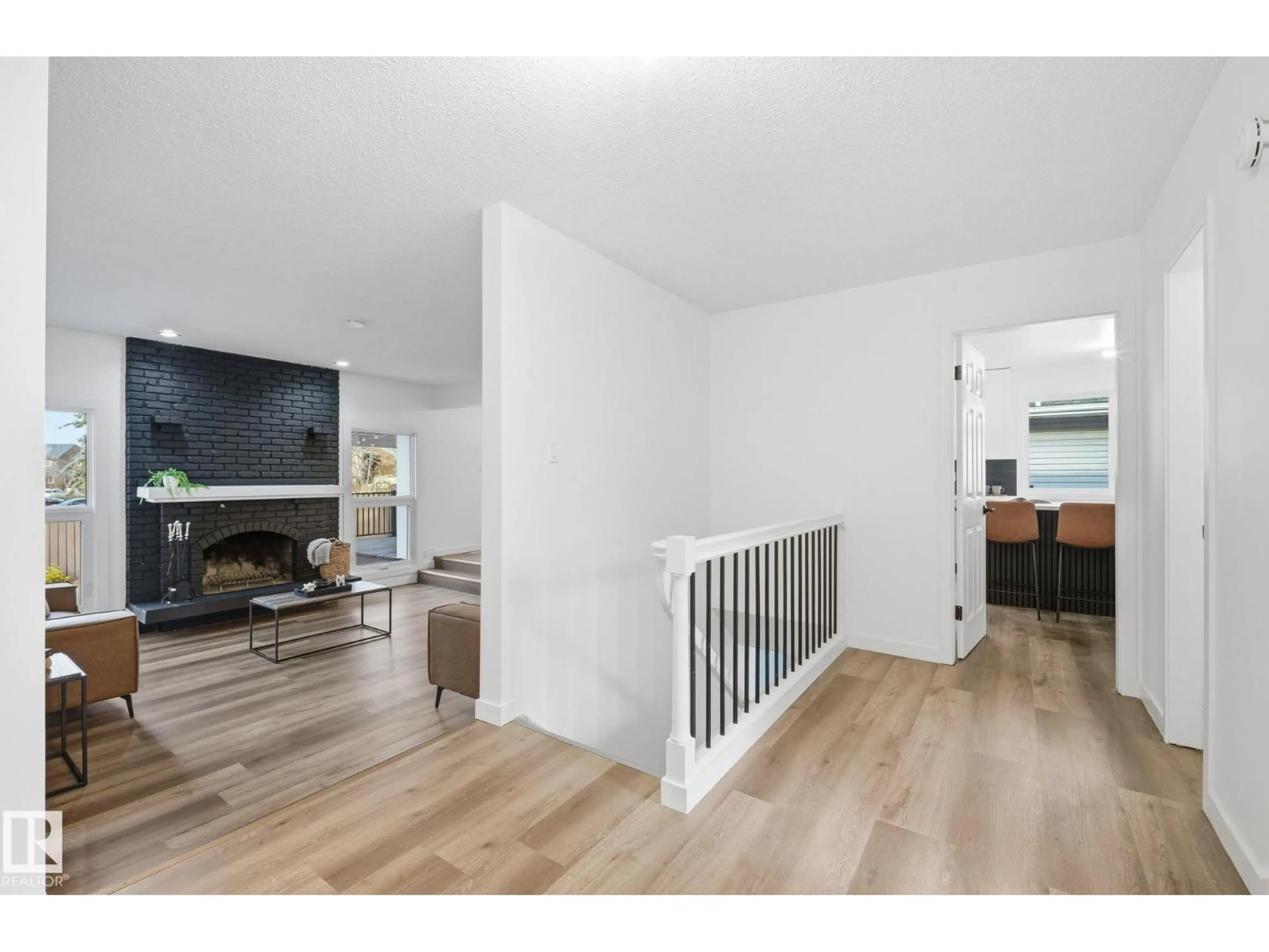 Unknown for NW - 2722 104A ST, Edmonton Alberta T6J4C3