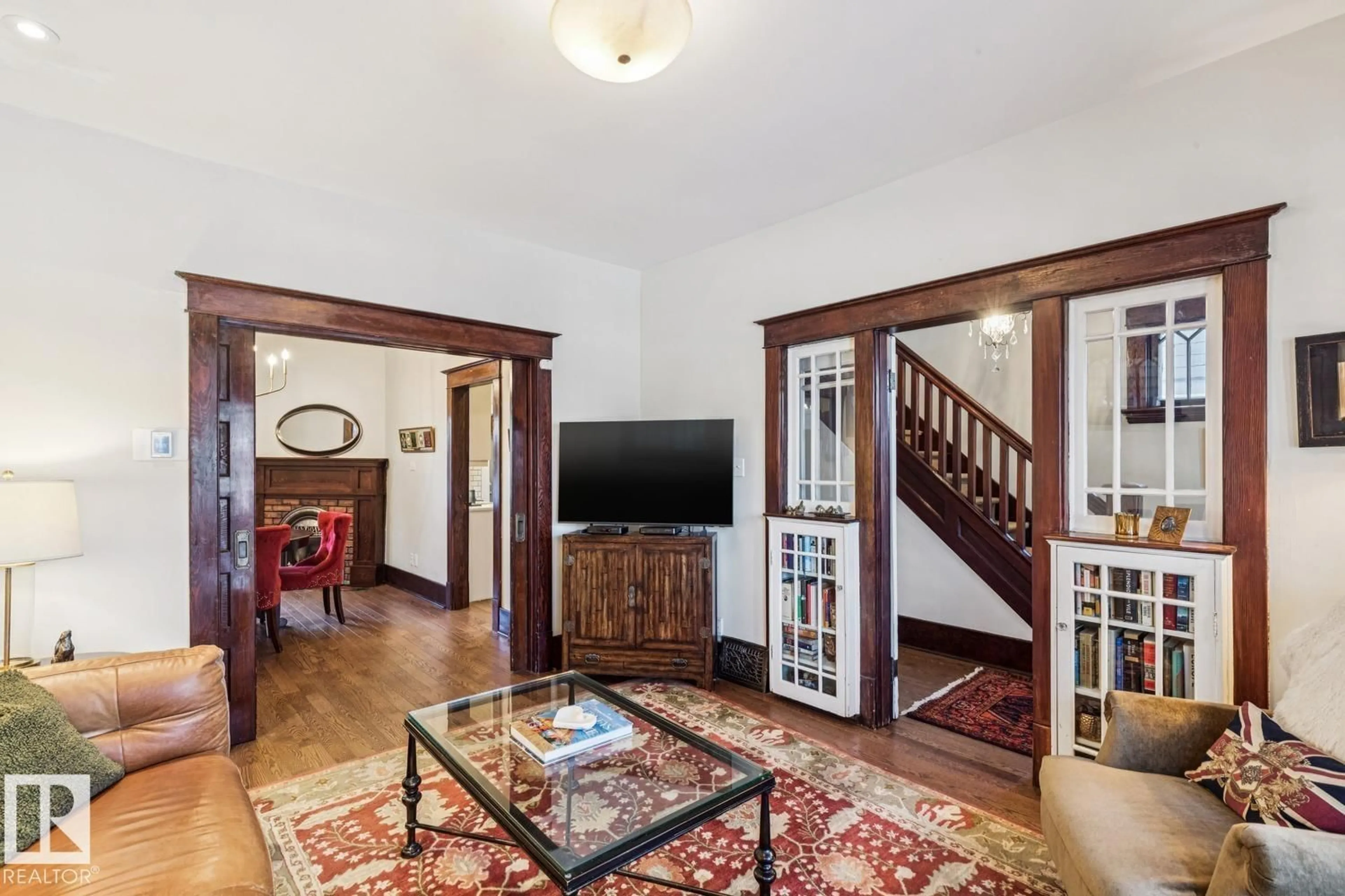 Unknown for 10720 126 ST, Edmonton Alberta T5M0N8