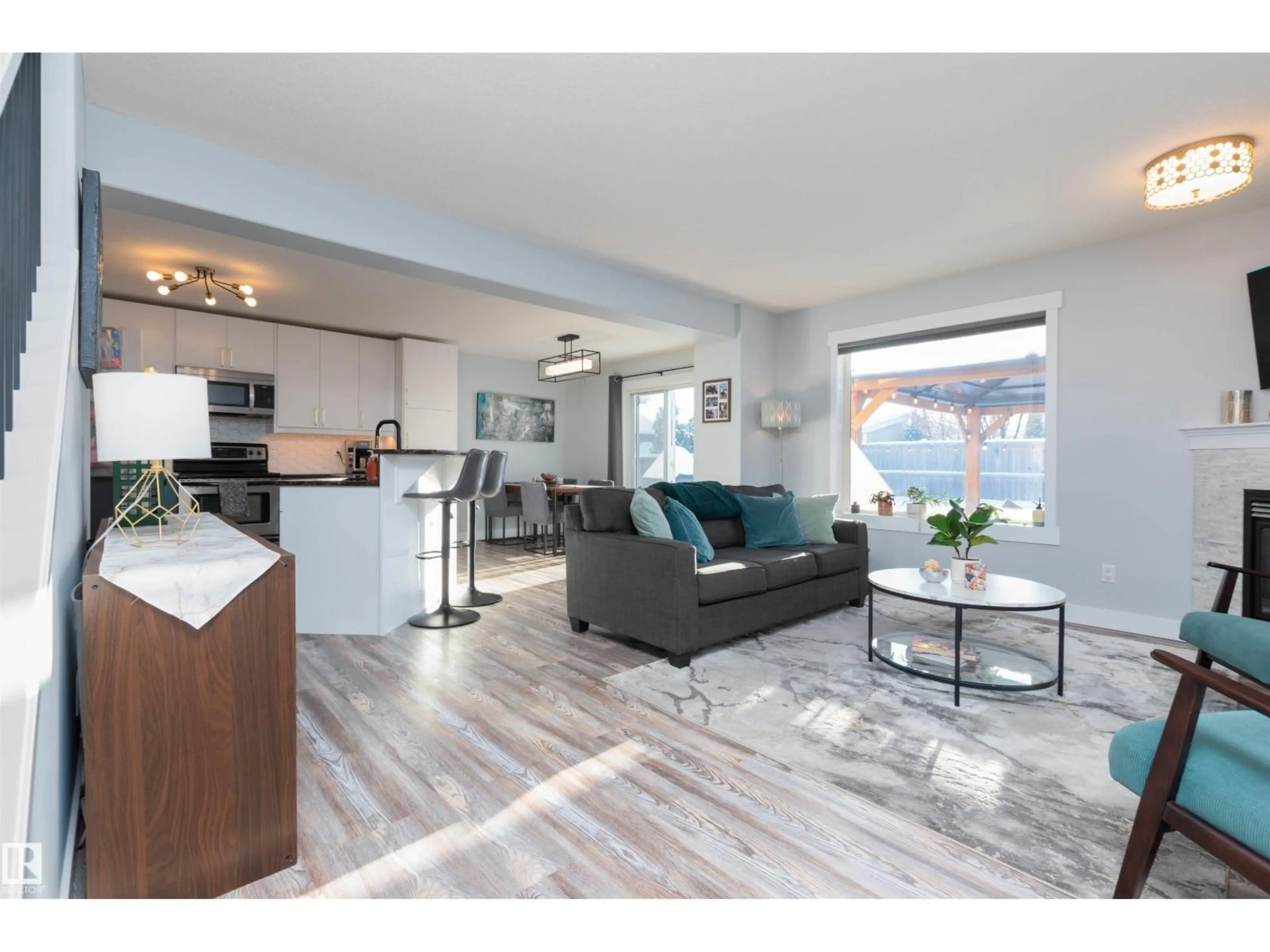 Open concept kitchen, wood/laminate floor for 507 FOXBORO LO, Sherwood Park Alberta T8A0Y4