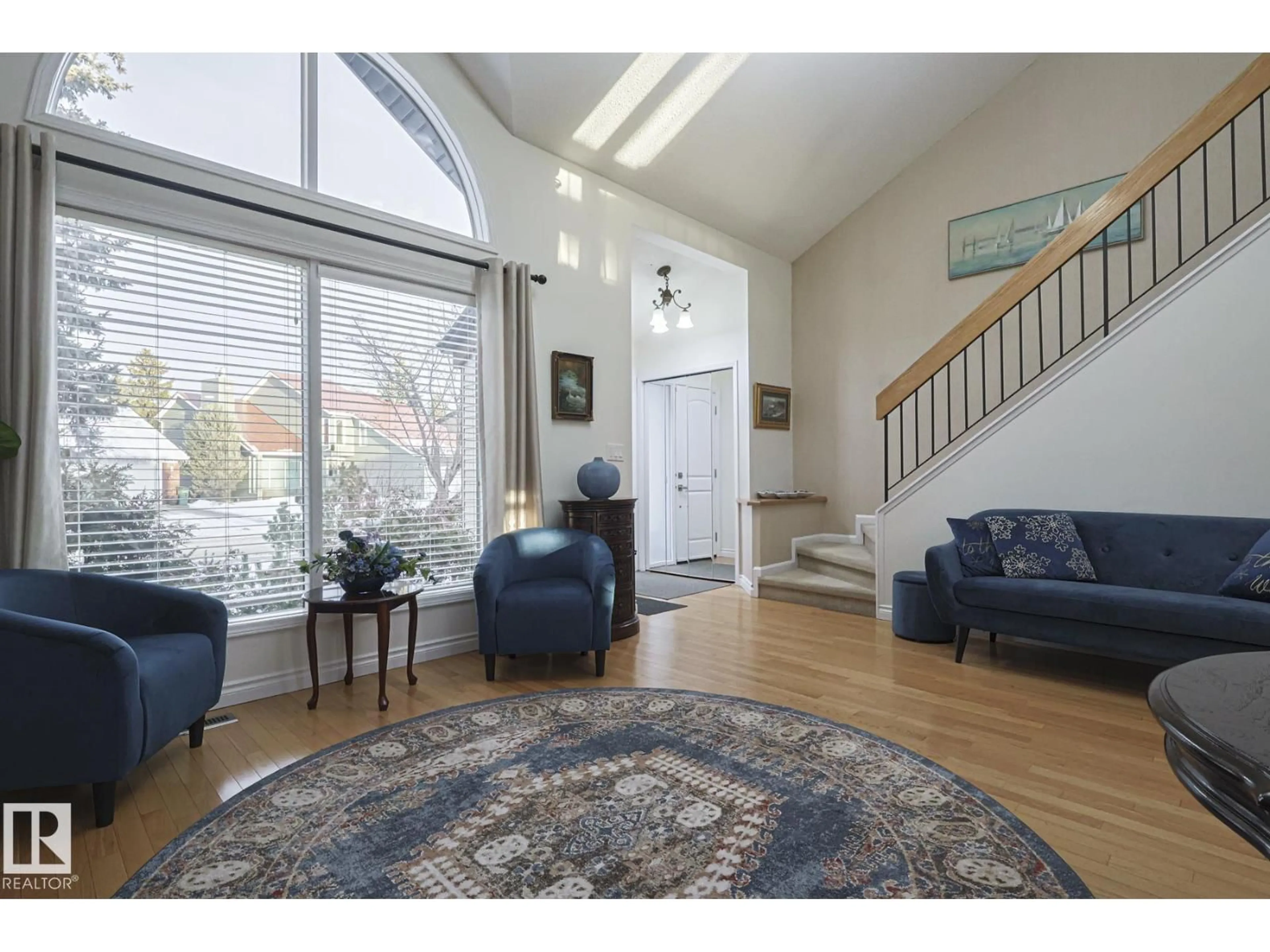 Unknown for 17607 55 AV, Edmonton Alberta T6M1C8