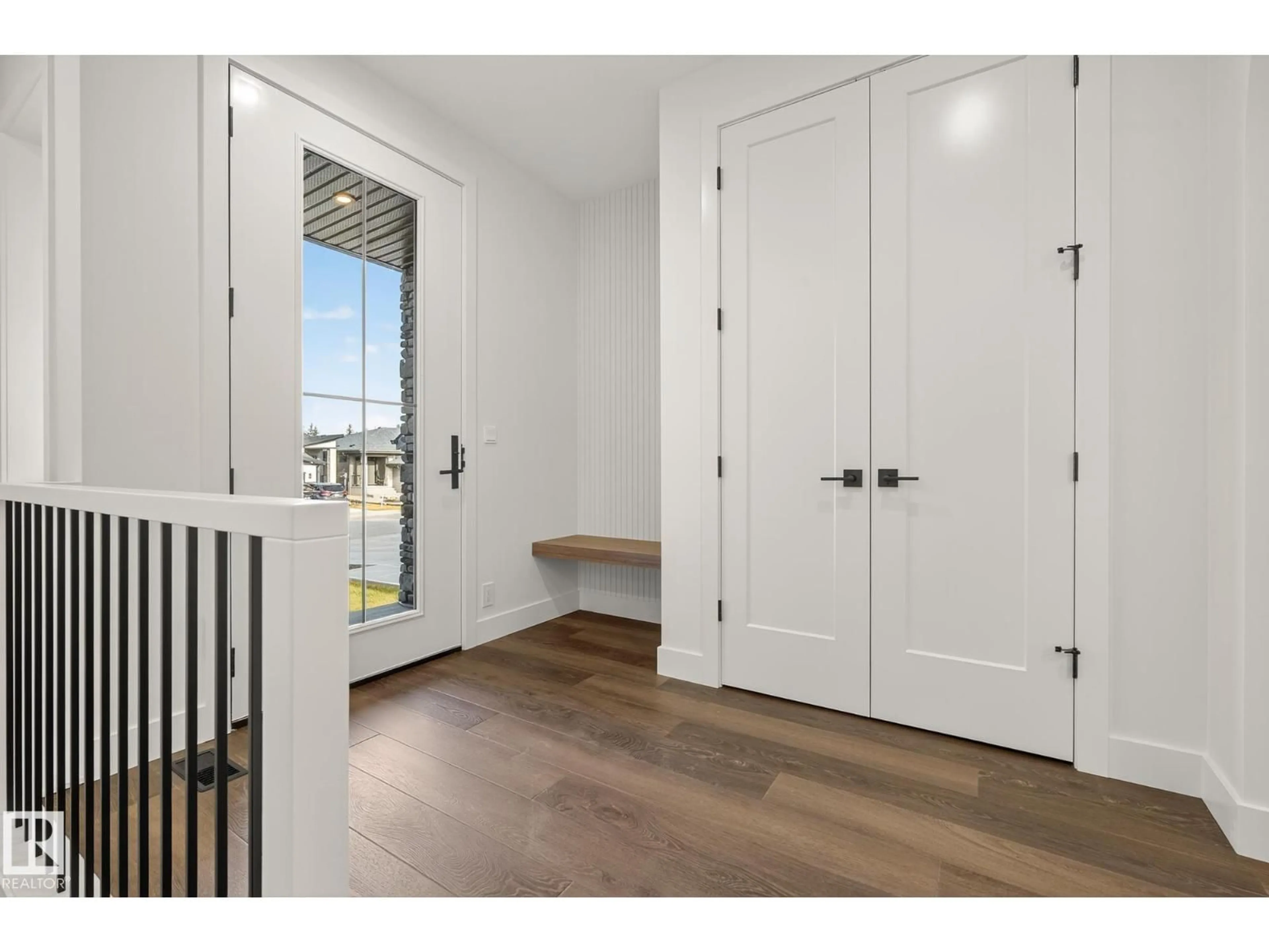 Indoor entryway for 93 NEWBURY CI, Sherwood Park Alberta T8B0E8