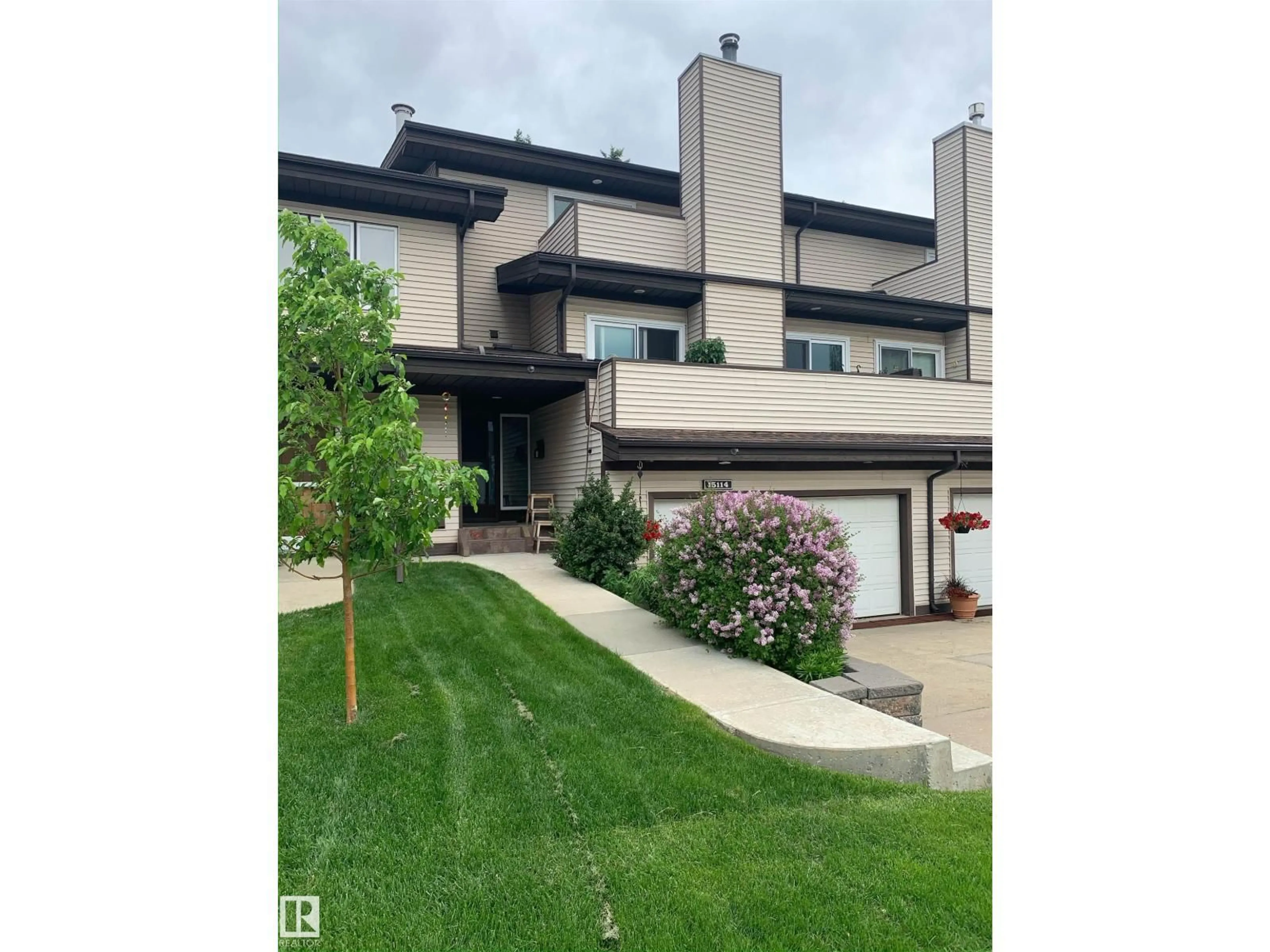 Unknown for NW - 15114 45 AV, Edmonton Alberta T6H5L1