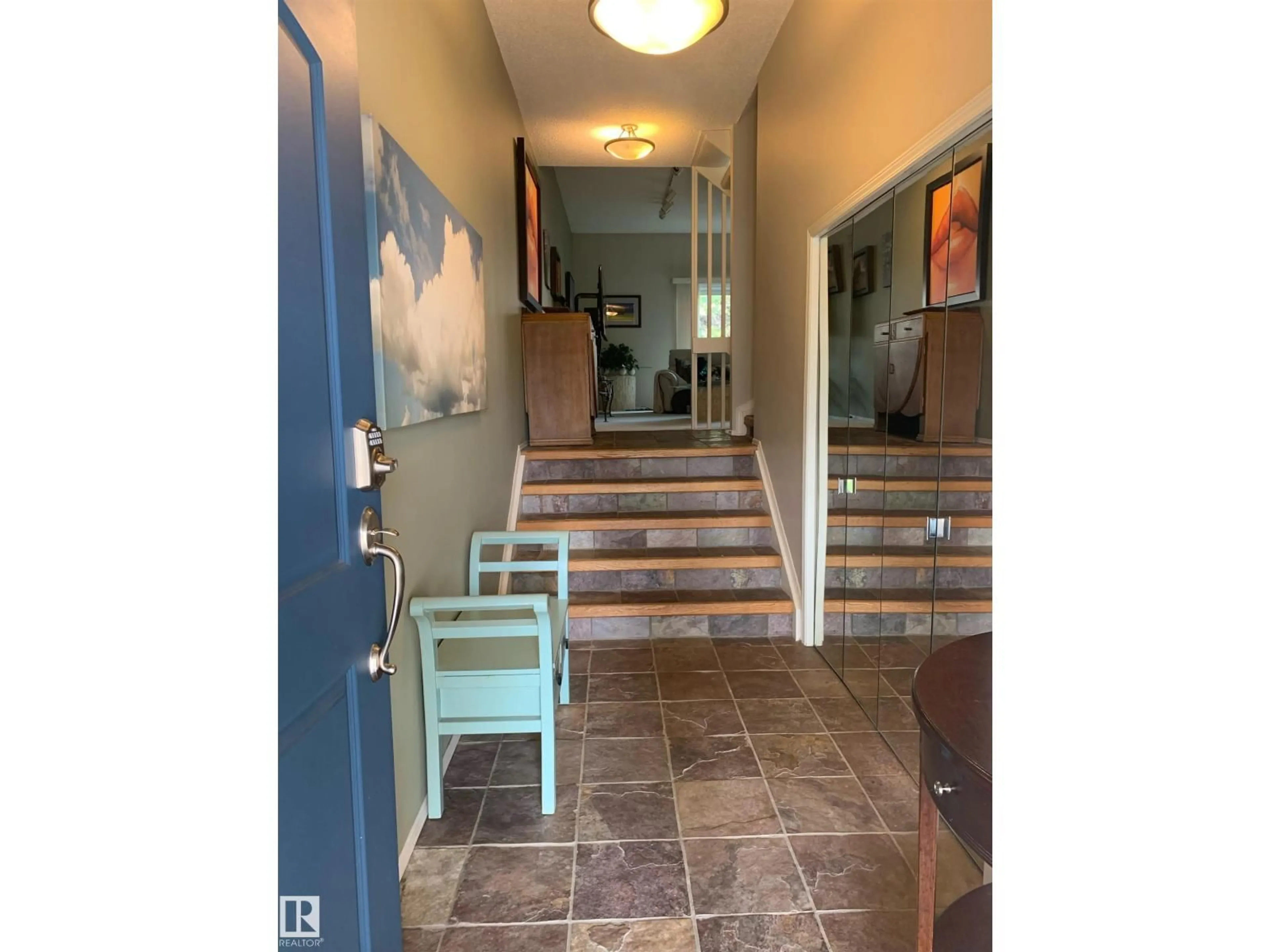 Indoor entryway for NW - 15114 45 AV, Edmonton Alberta T6H5L1