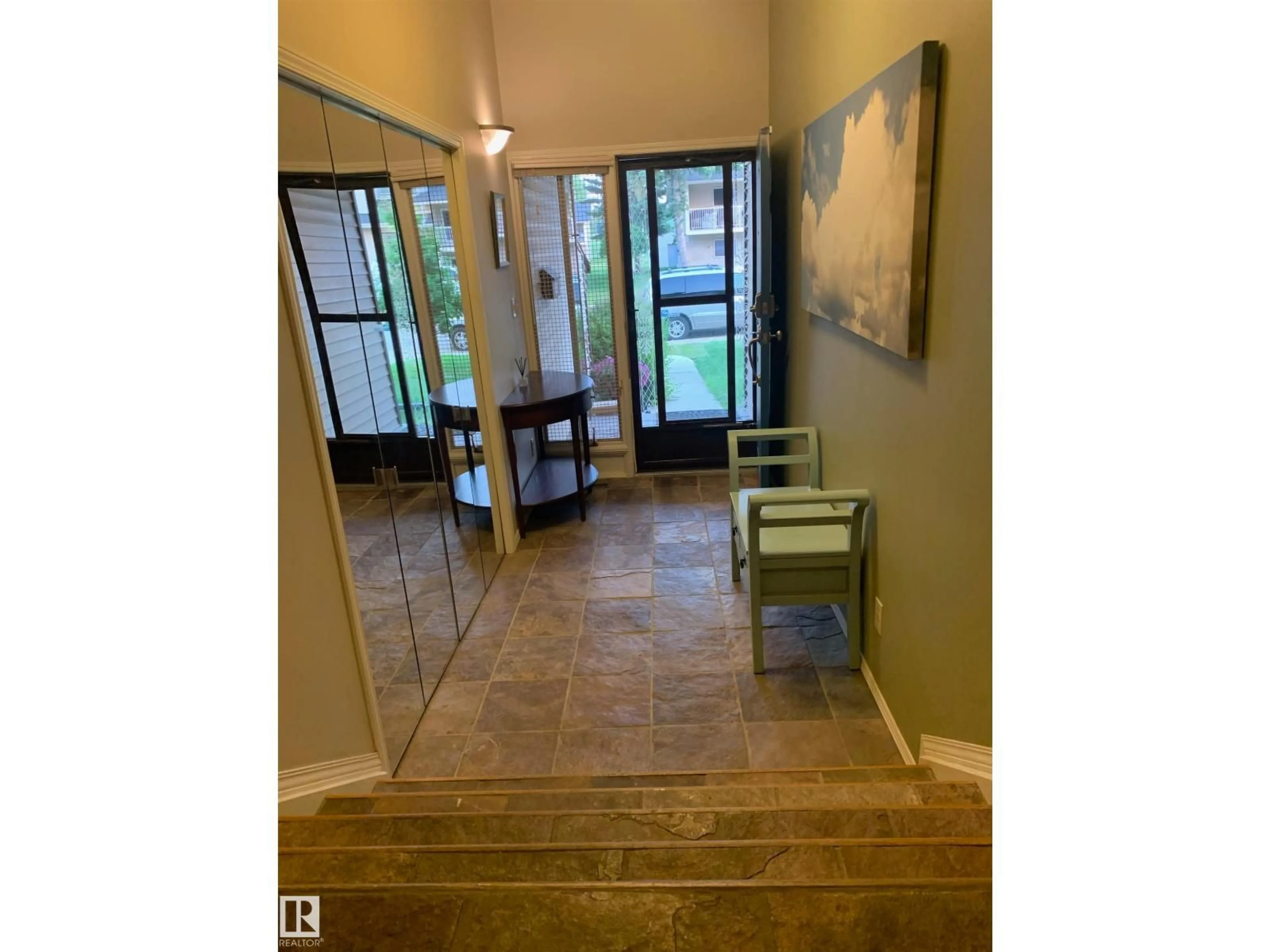 Indoor foyer for NW - 15114 45 AV, Edmonton Alberta T6H5L1