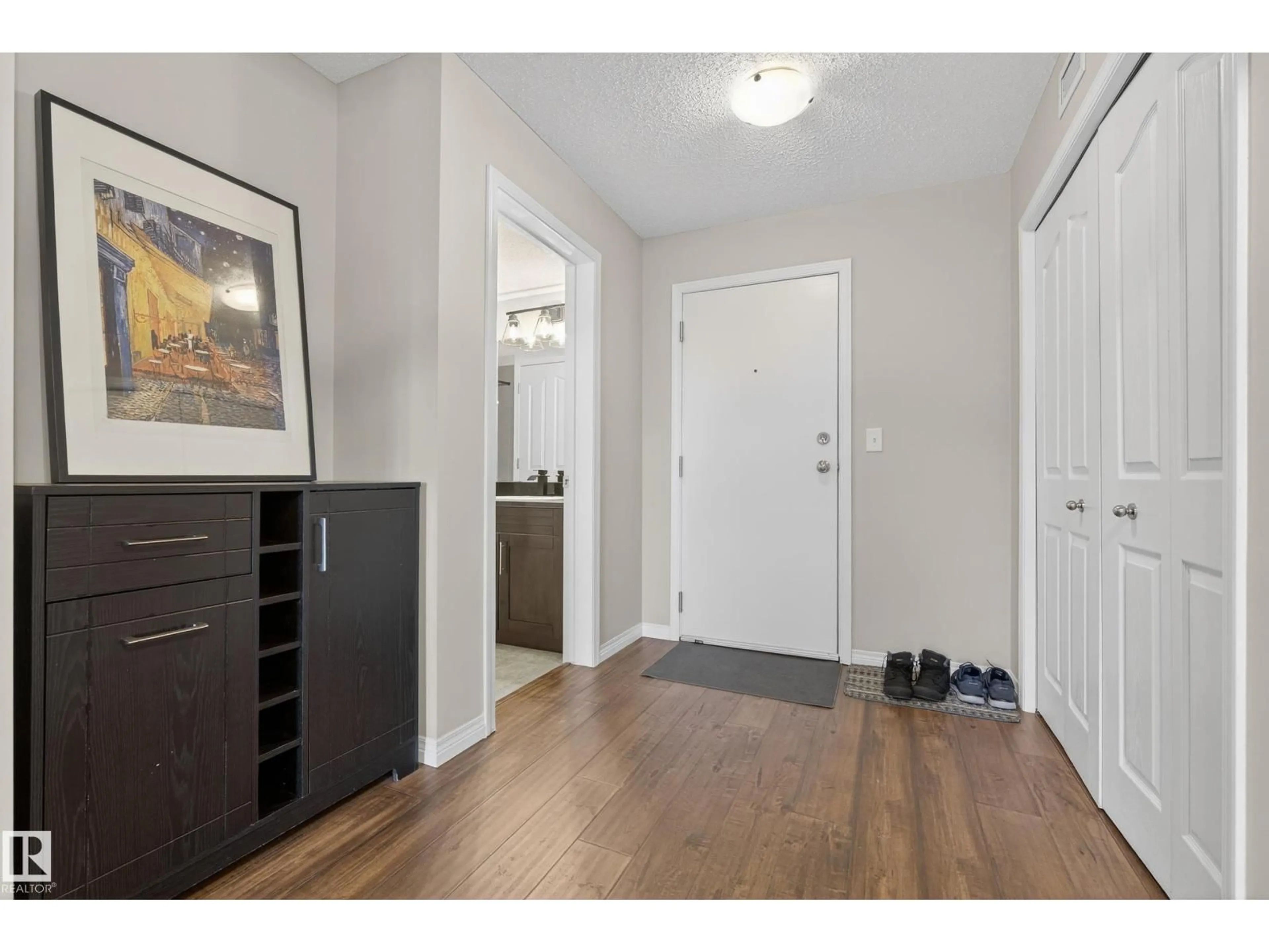 Indoor entryway for #108 - 534 WATT BV, Edmonton Alberta T6X1P7