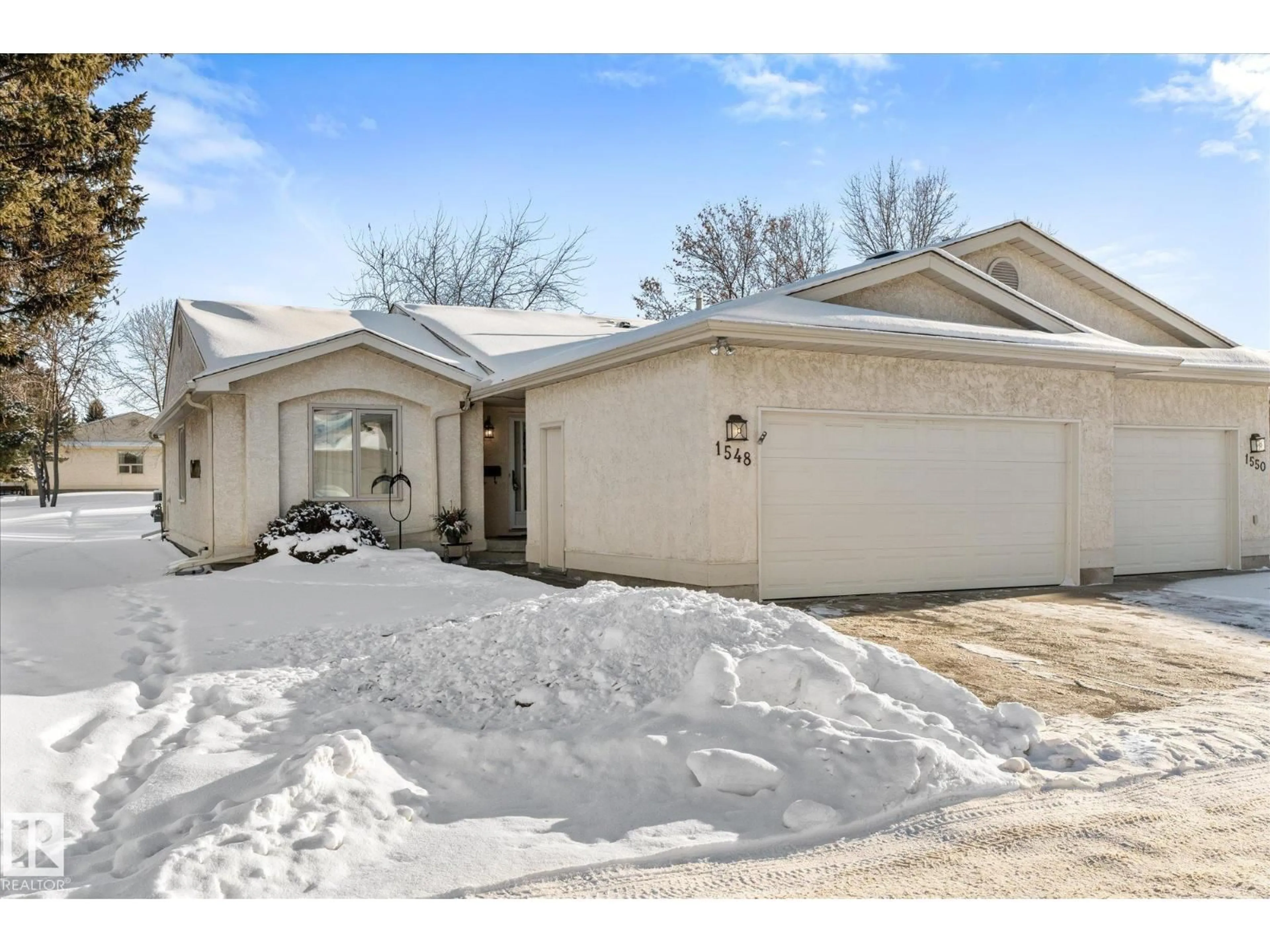 Unknown for 1548 54 ST, Edmonton Alberta T6L6H4